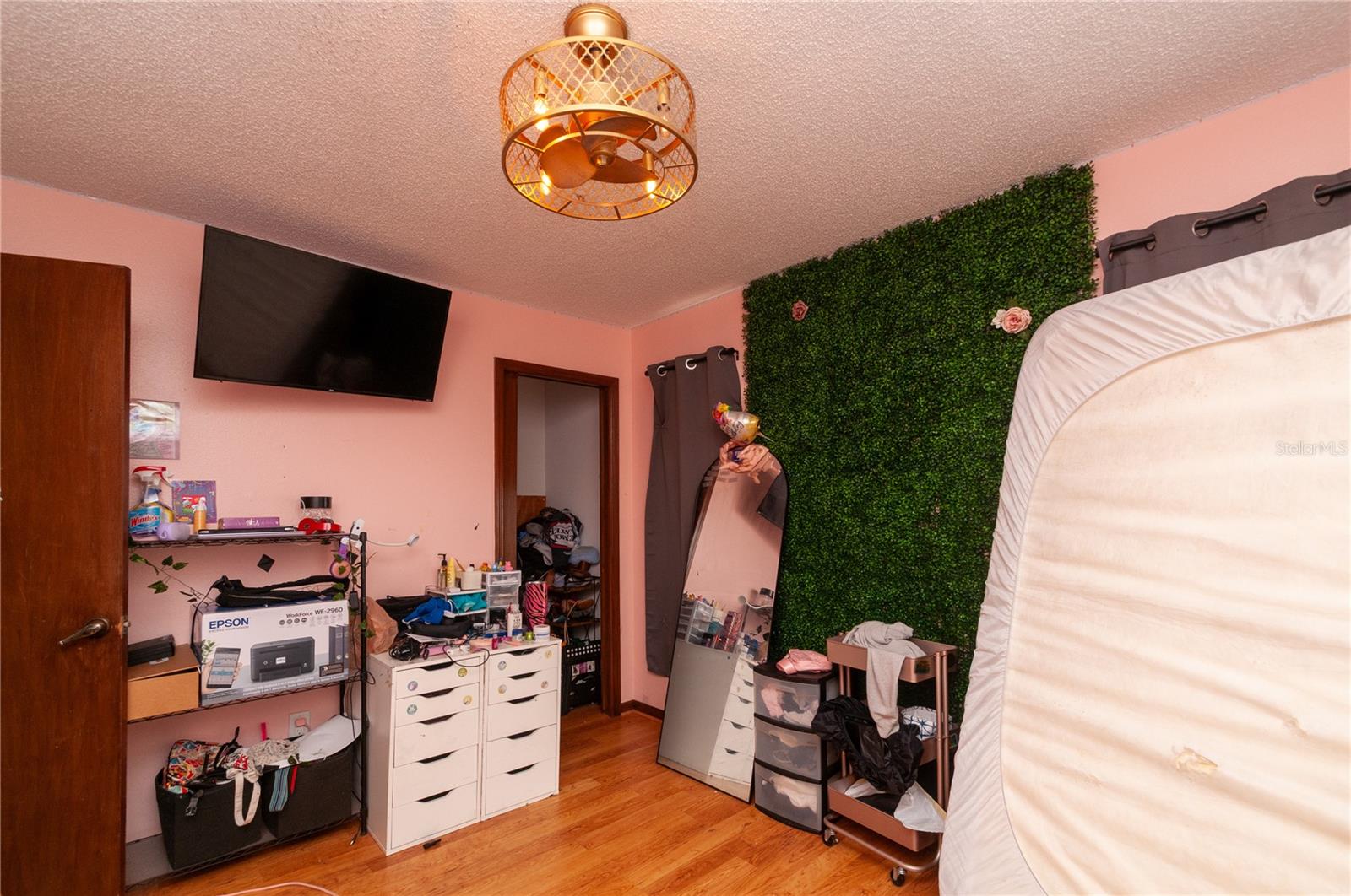 859 PINEWOOD TER W — photo 36