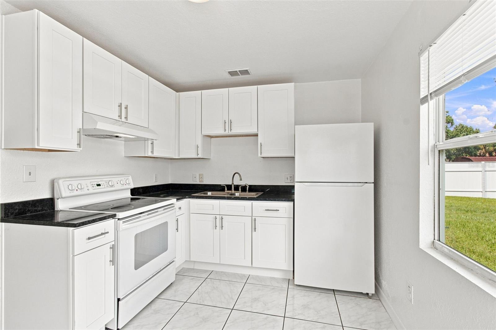 7101 15TH ST N — photo 7