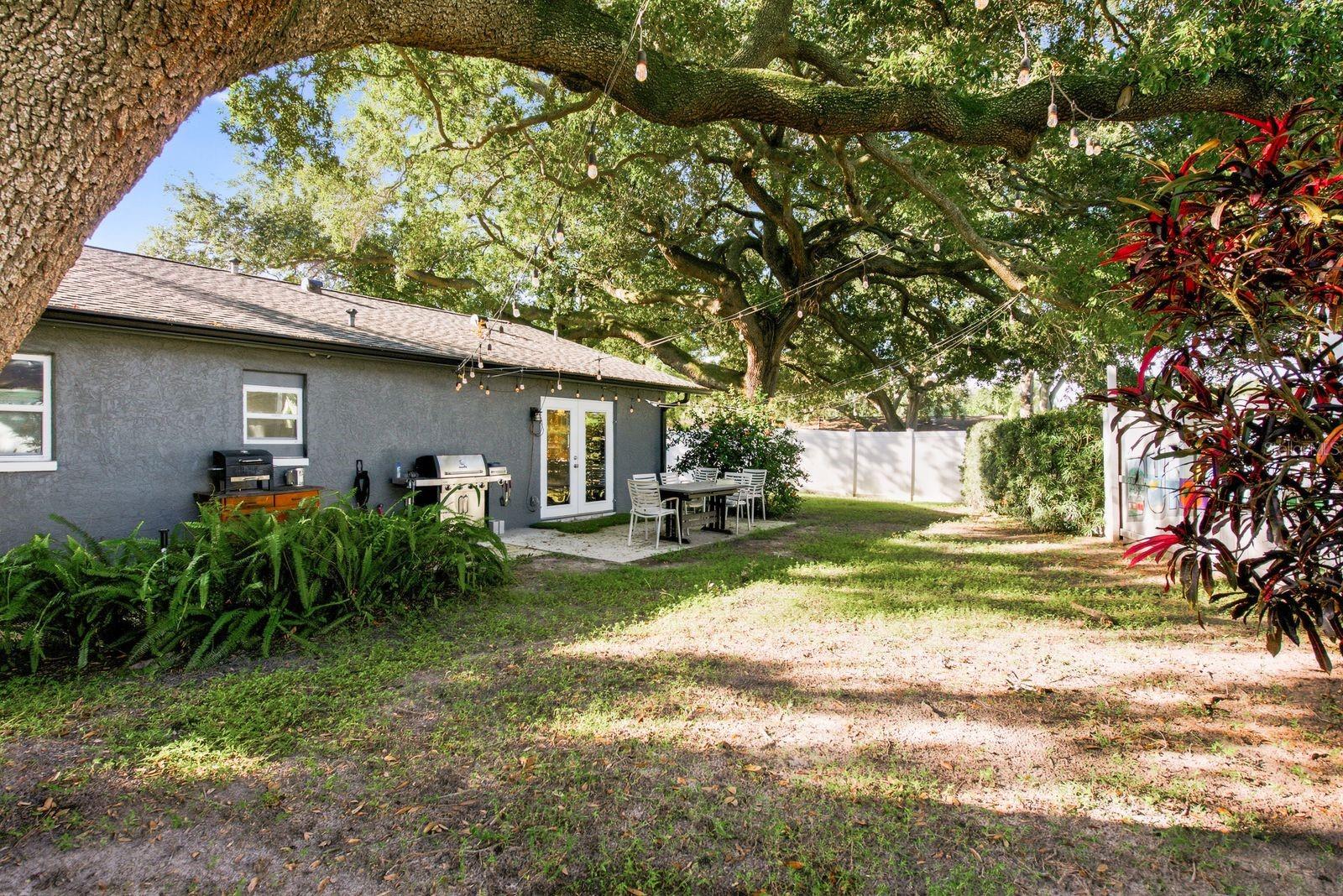 1410 VALE CT — photo 21