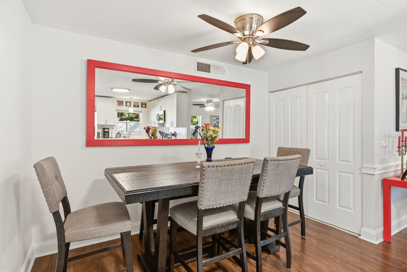 1410 VALE CT — photo 6