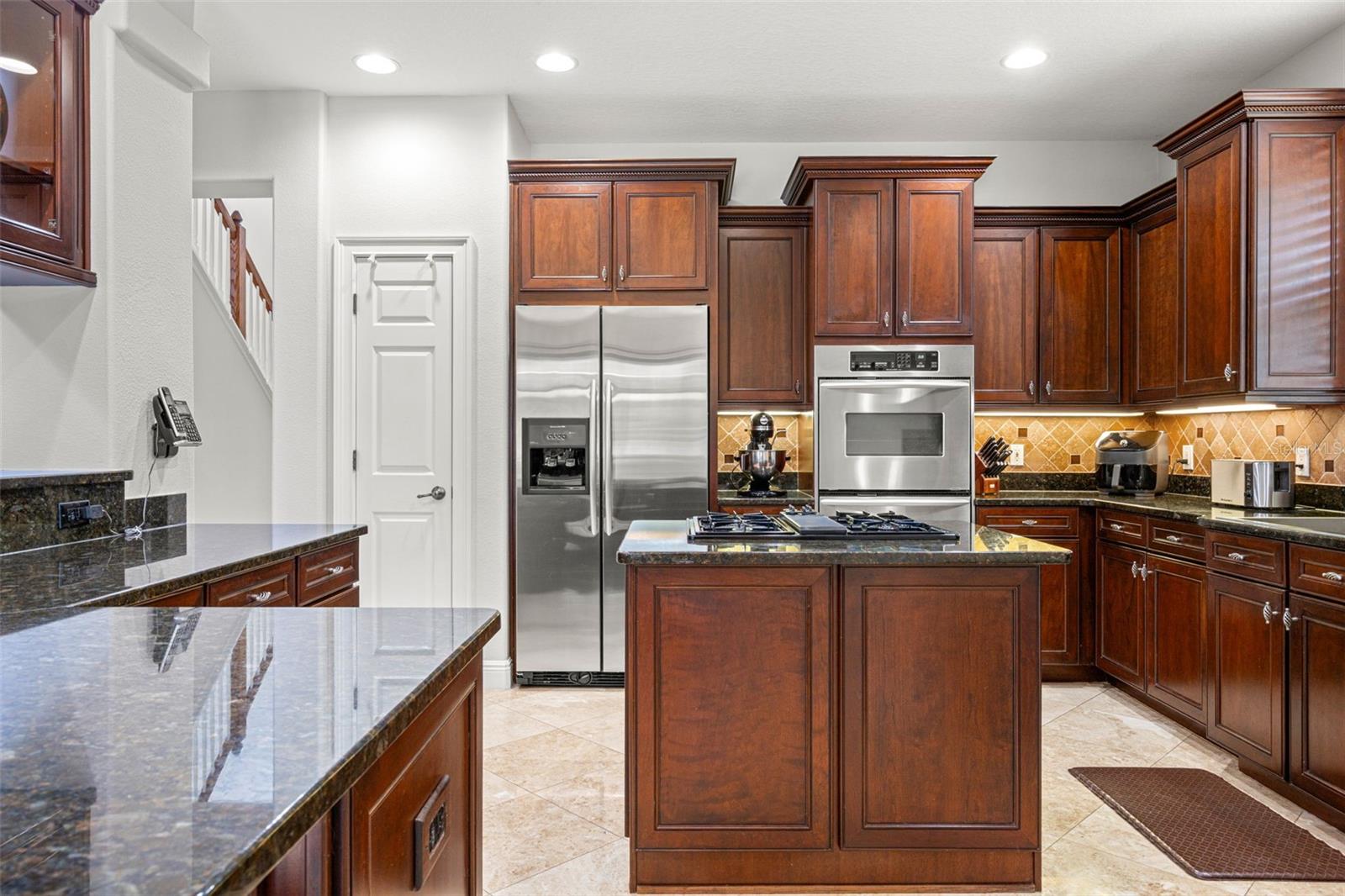 2675 LAKEBREEZE LN S — photo 22