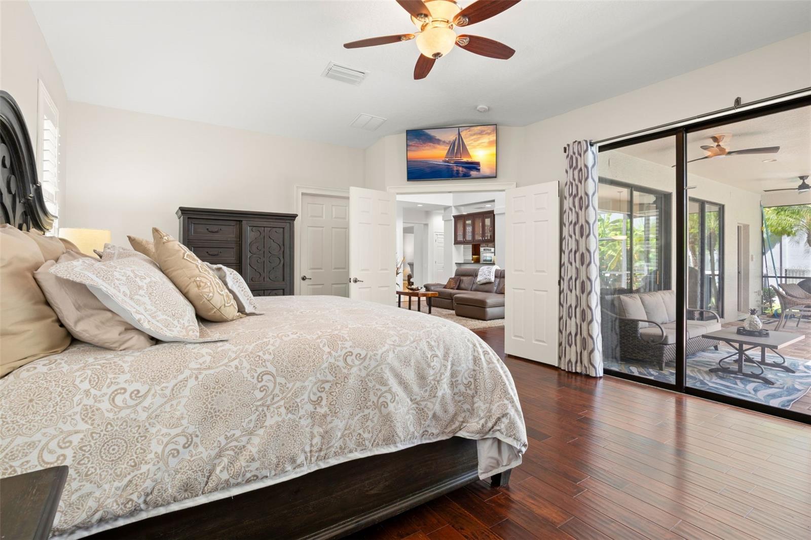 2675 LAKEBREEZE LN S — photo 31