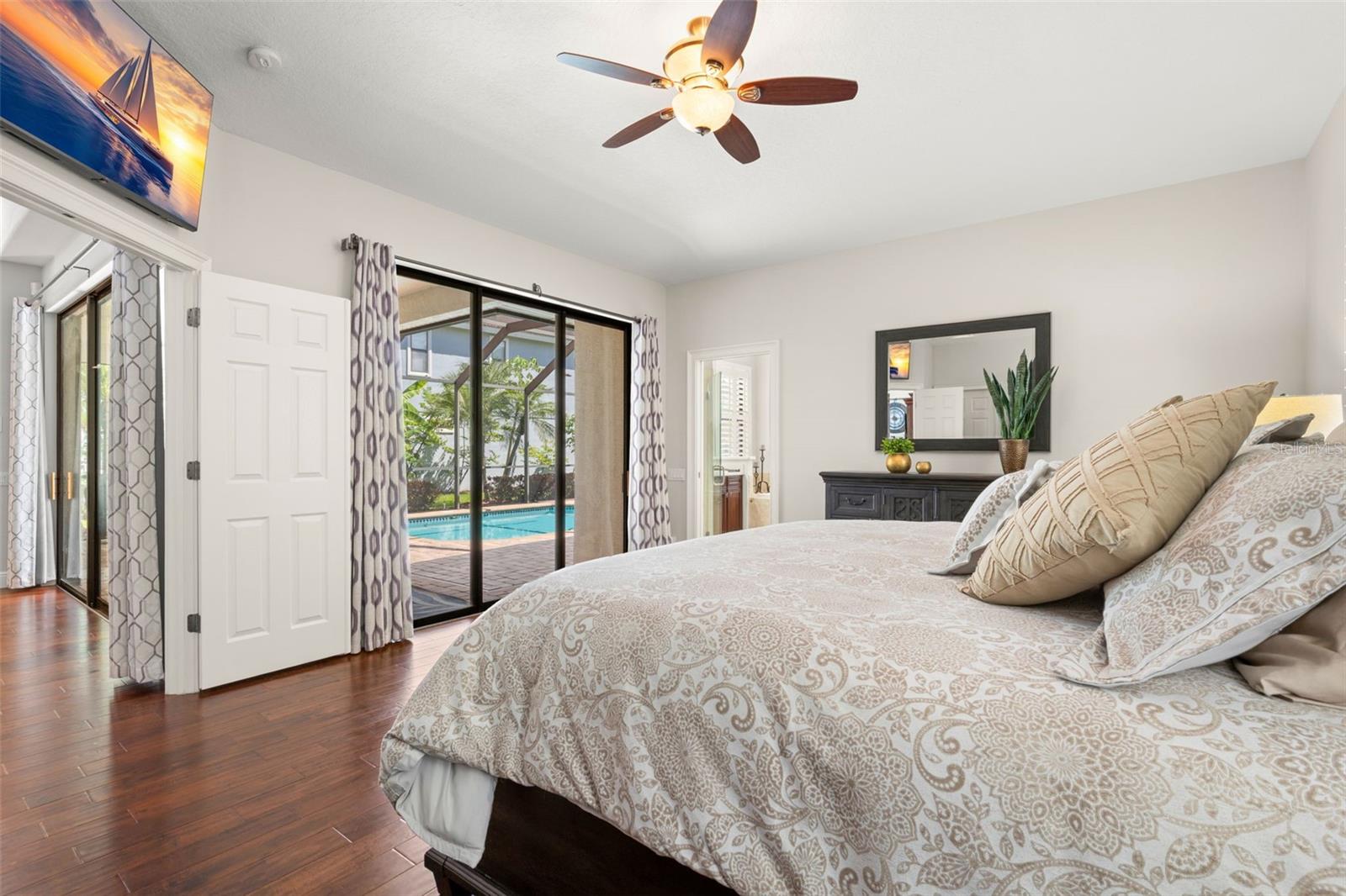 2675 LAKEBREEZE LN S — photo 30