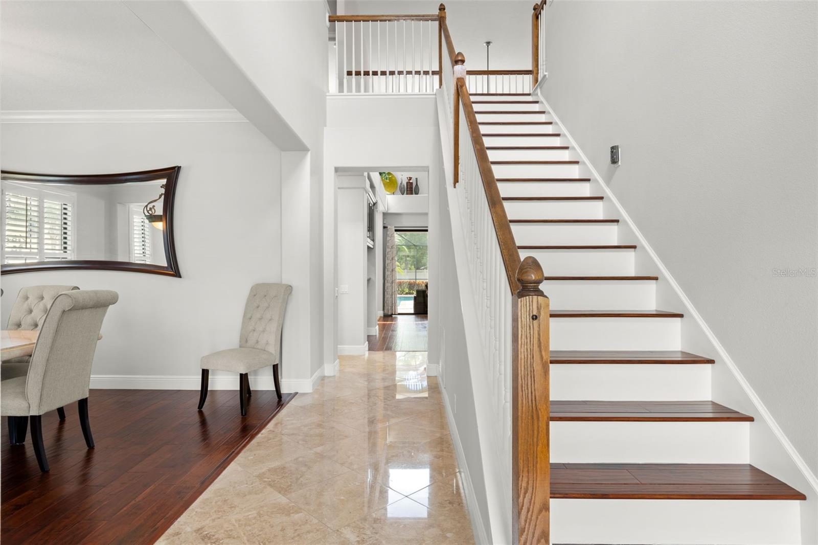 2675 LAKEBREEZE LN S — photo 4