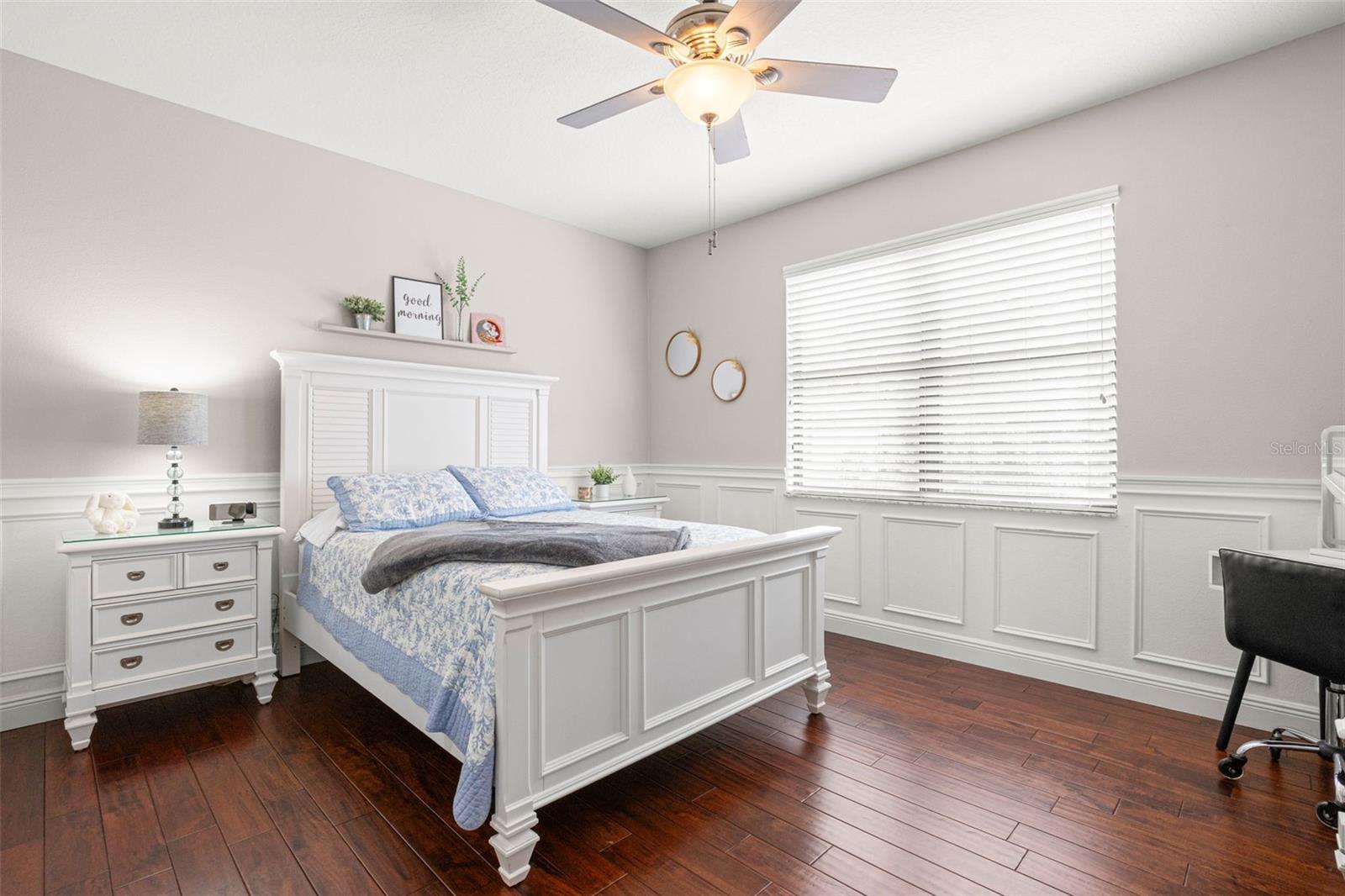 2675 LAKEBREEZE LN S — photo 40