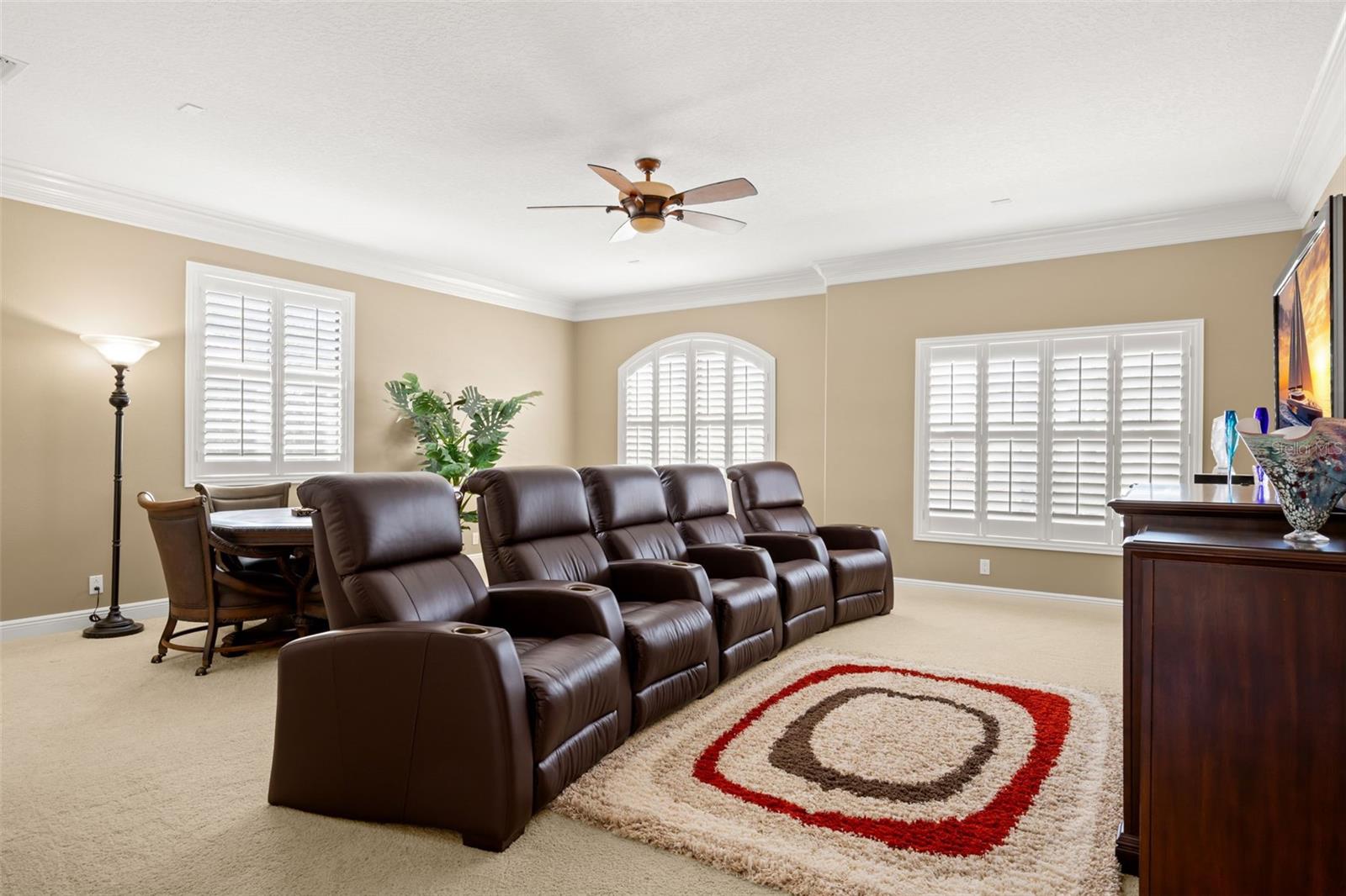 2675 LAKEBREEZE LN S — photo 50