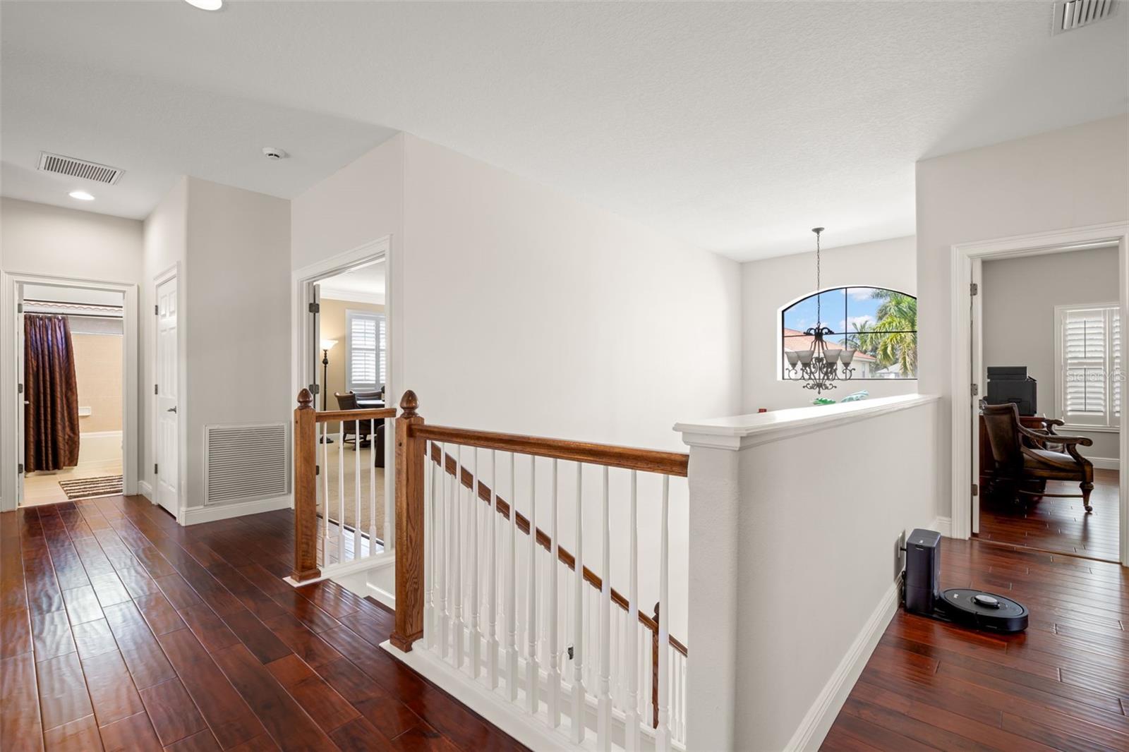 2675 LAKEBREEZE LN S — photo 55
