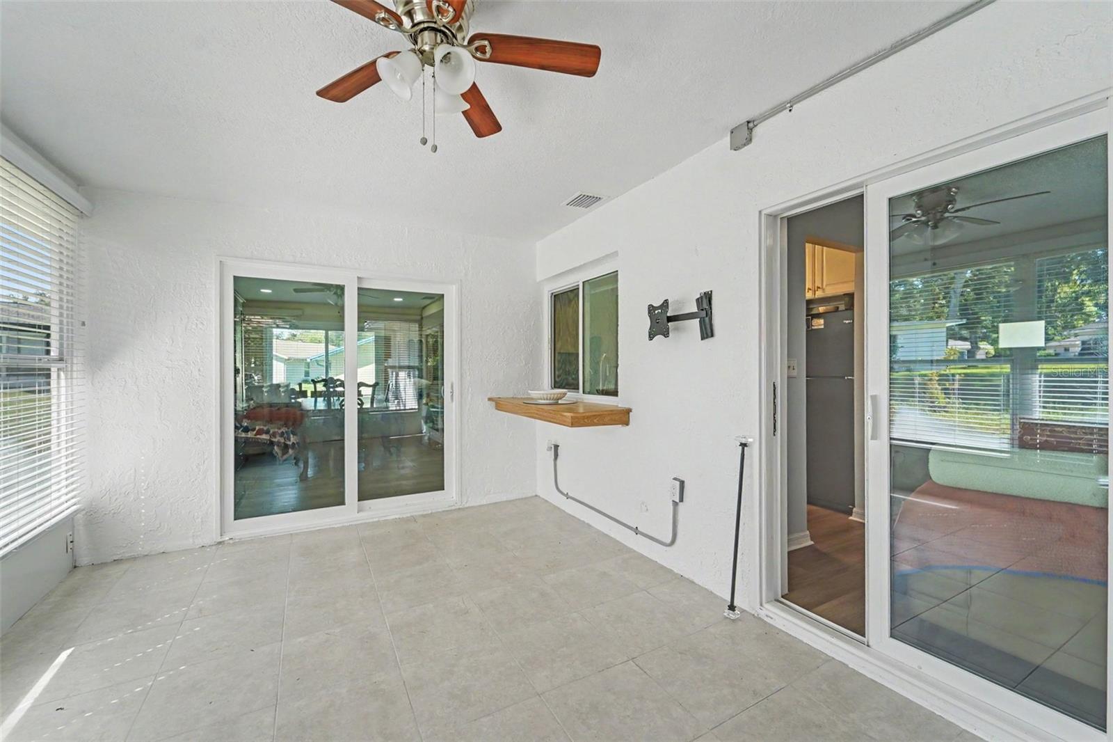 8521 CEDARVIEW CT — photo 14