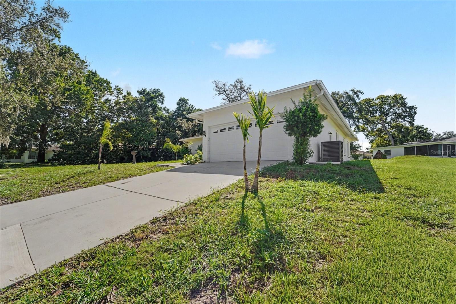 8521 CEDARVIEW CT — photo 2