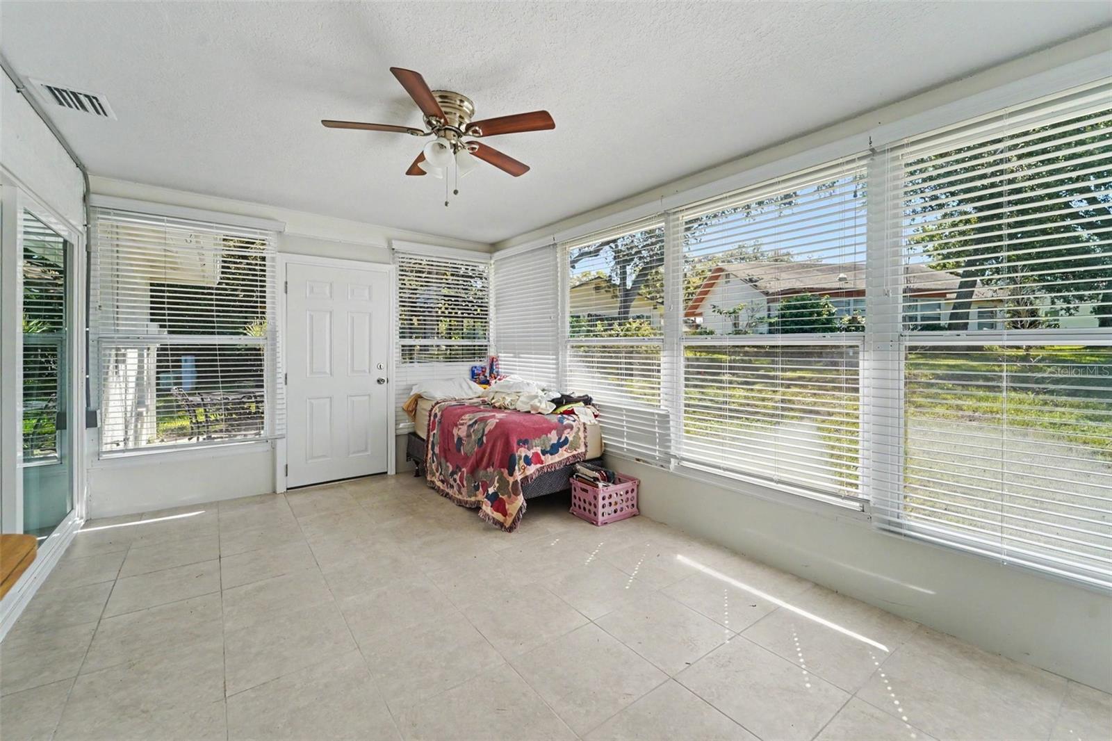 8521 CEDARVIEW CT — photo 17