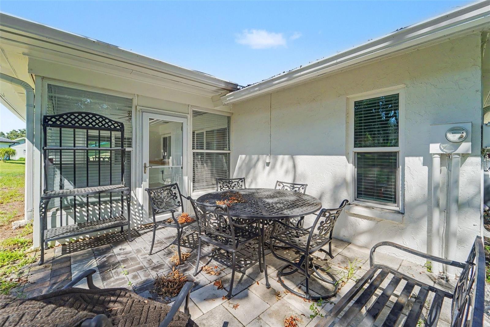 8521 CEDARVIEW CT — photo 22