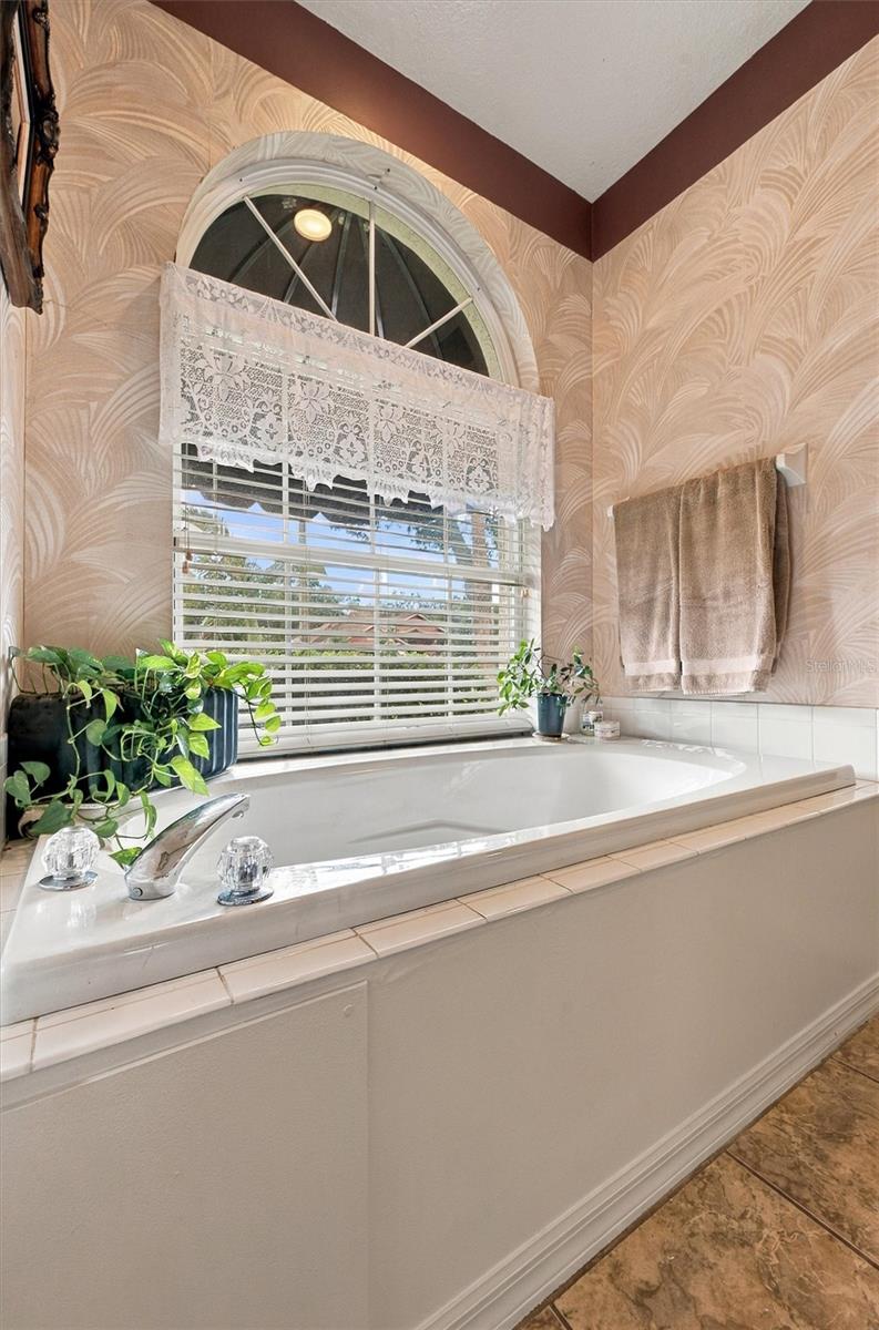 3310 RIVER WOODS DR — photo 34