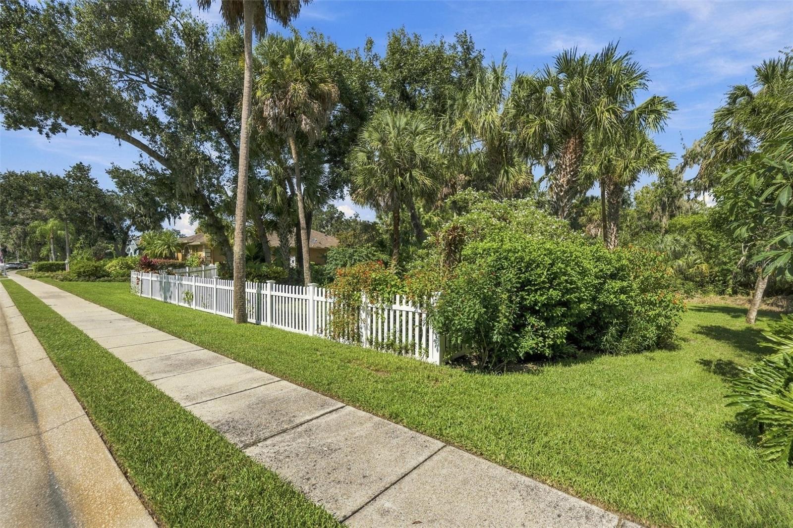 3310 RIVER WOODS DR — photo 84