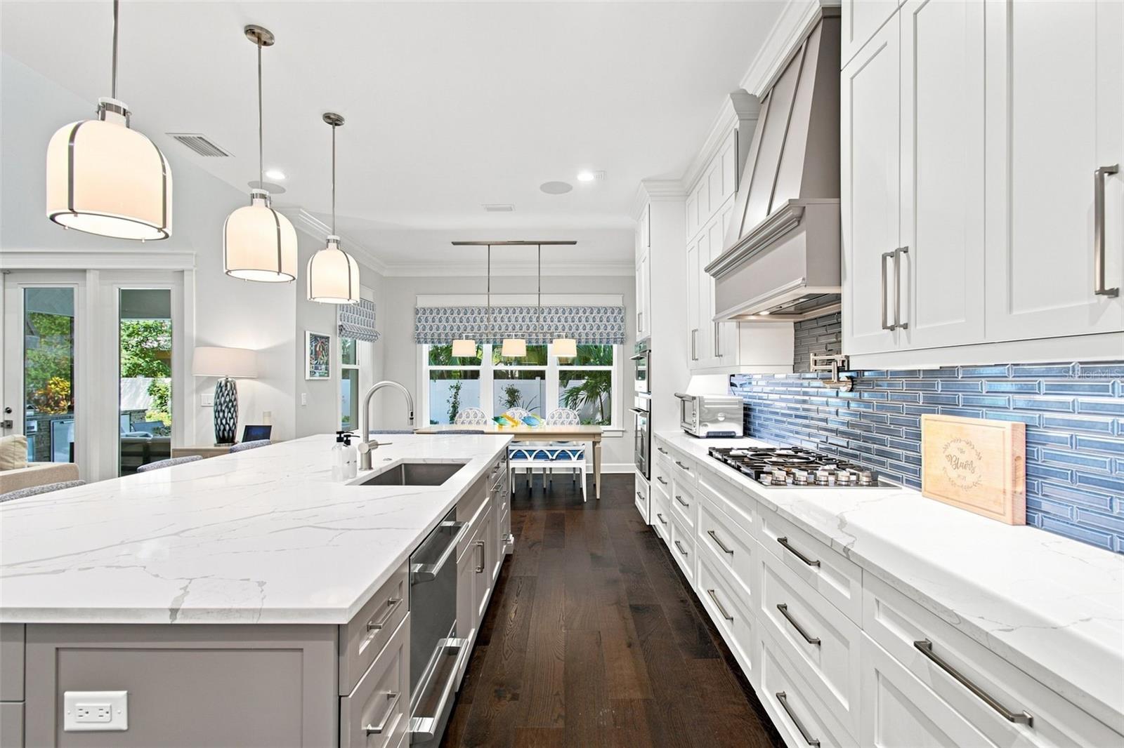 3103 W HAWTHORNE RD — photo 22