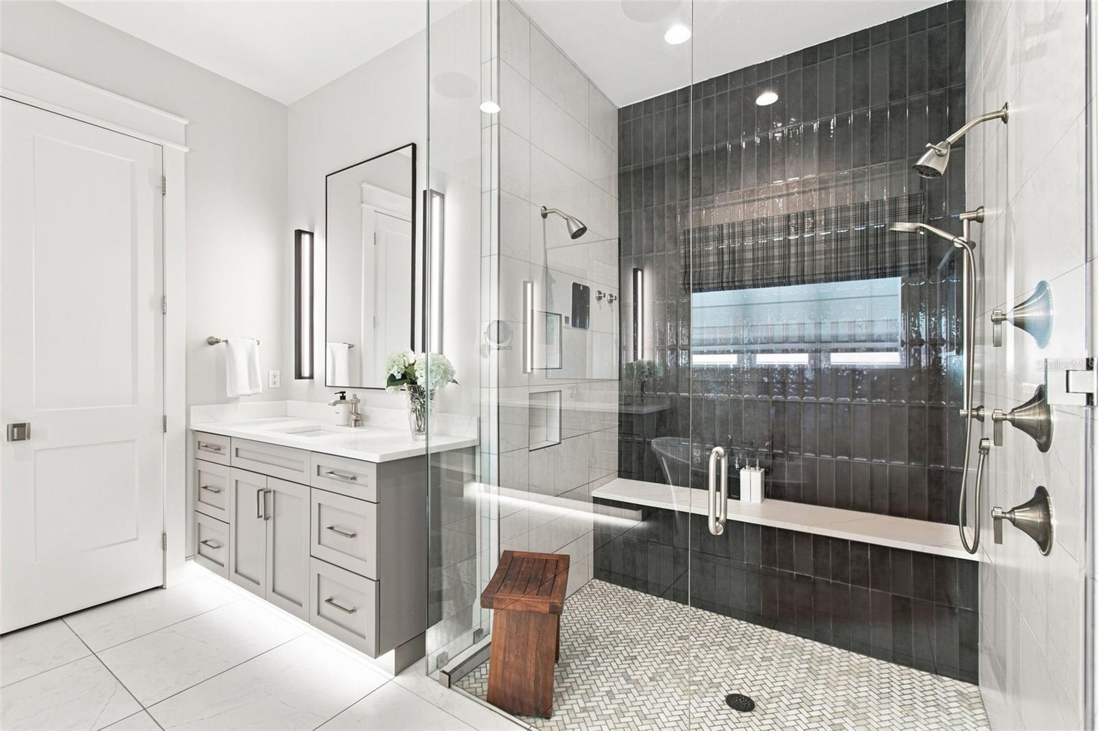 3103 W HAWTHORNE RD — photo 32