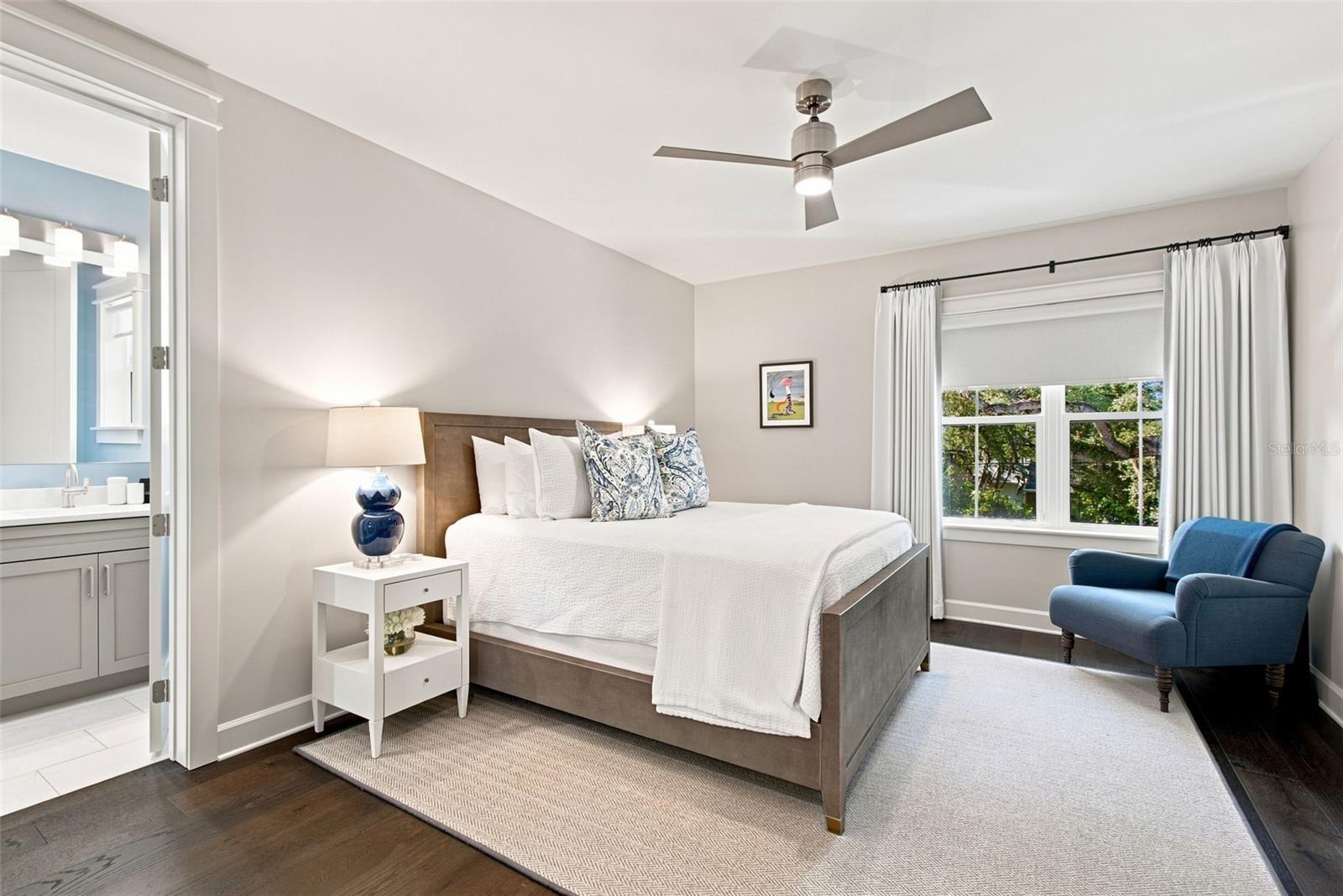 3103 W HAWTHORNE RD — photo 41