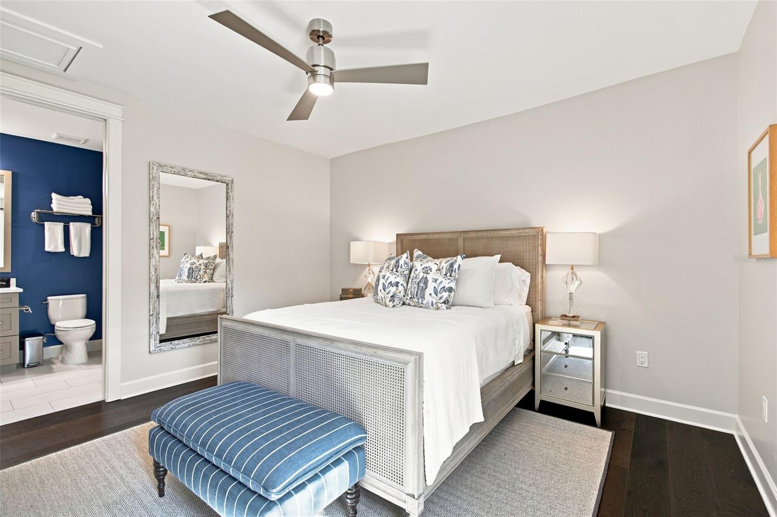 3103 W HAWTHORNE RD — photo 45