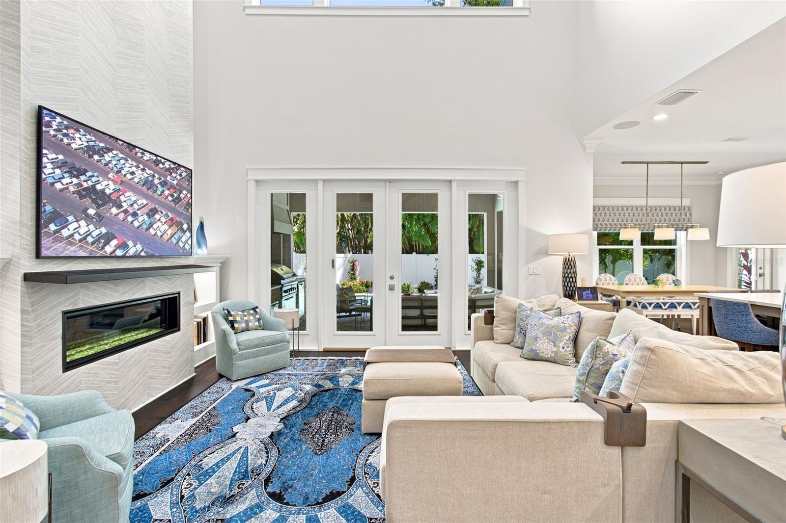 3103 W HAWTHORNE RD — photo 19