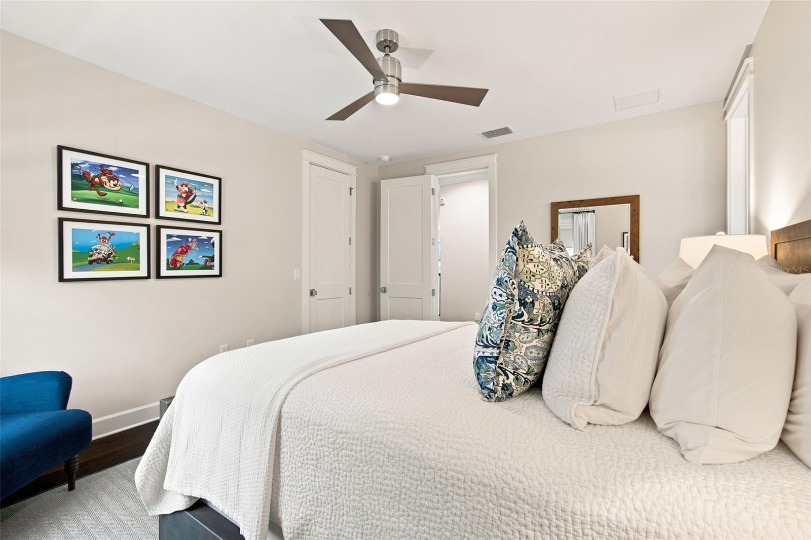 3103 W HAWTHORNE RD — photo 42