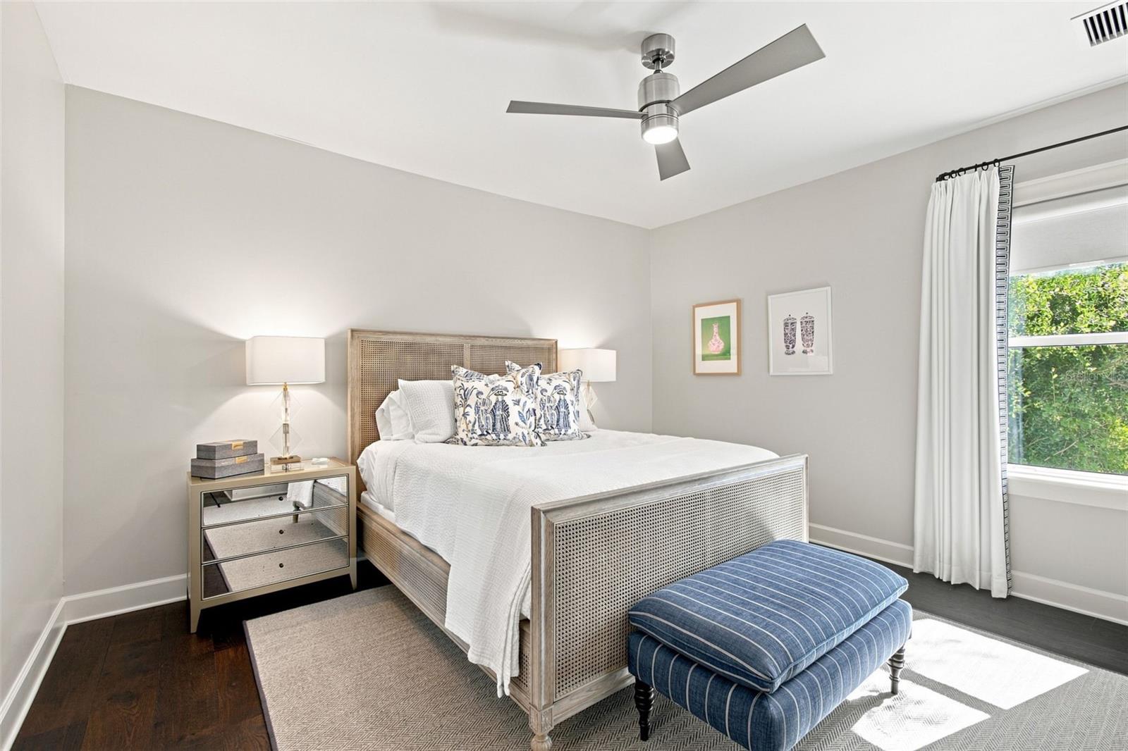 3103 W HAWTHORNE RD — photo 44