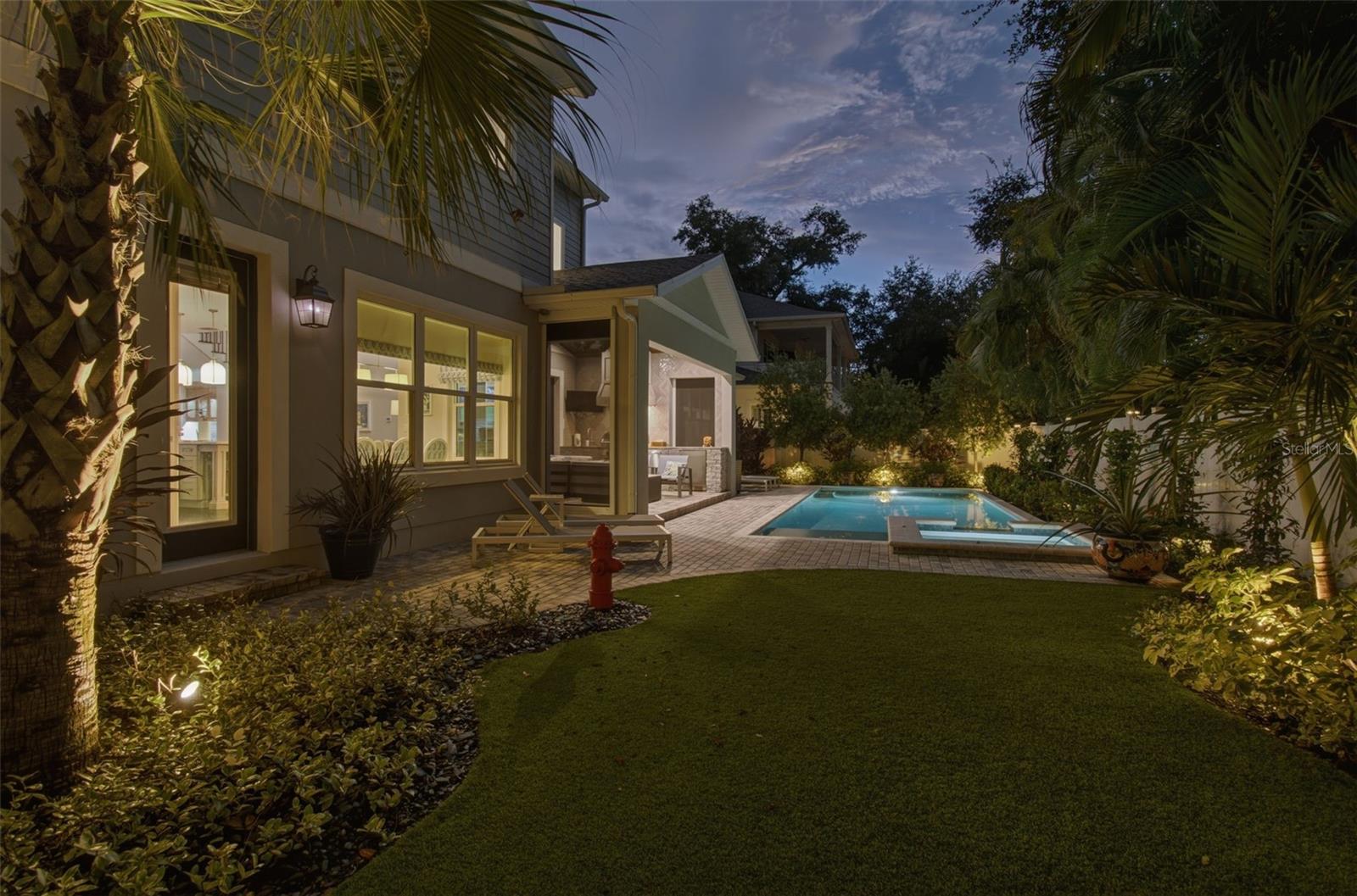 3103 W HAWTHORNE RD — photo 10