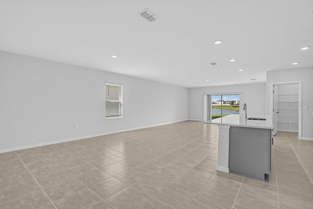 13321 COMMONS AVE — photo 12