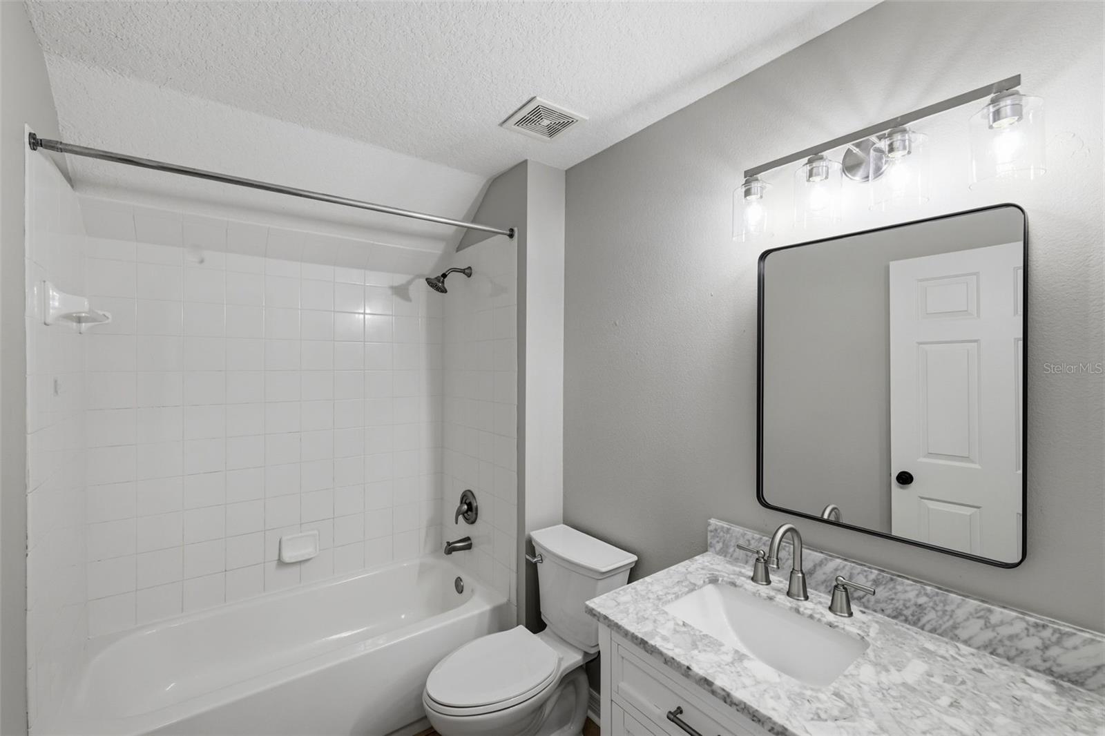 16316 BRIDGECROSSING DR — photo 16