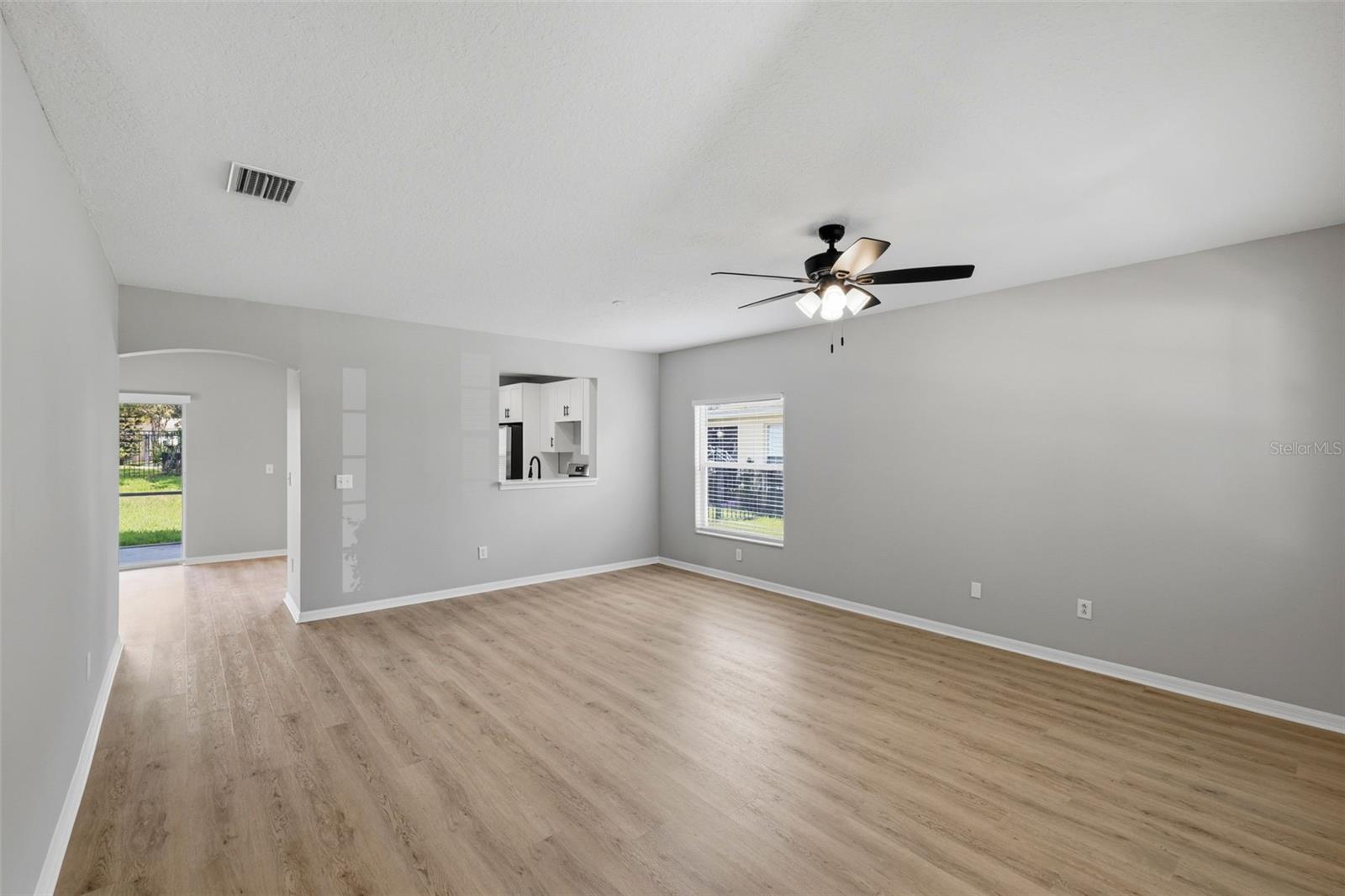 16316 BRIDGECROSSING DR — photo 3