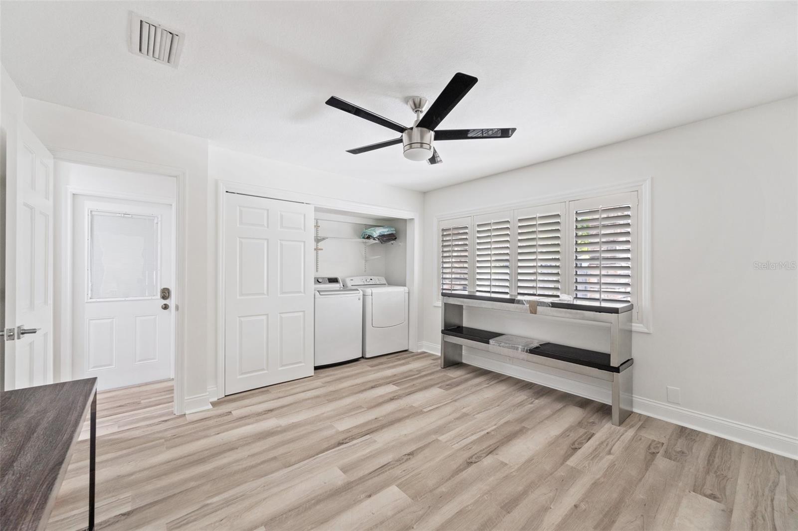 4213 DEEPWATER LN — photo 45