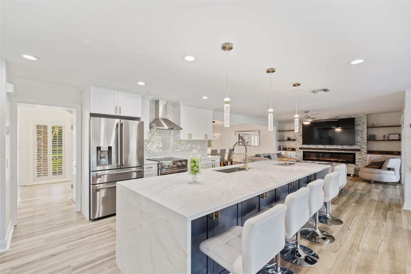 4213 DEEPWATER LN — photo 9