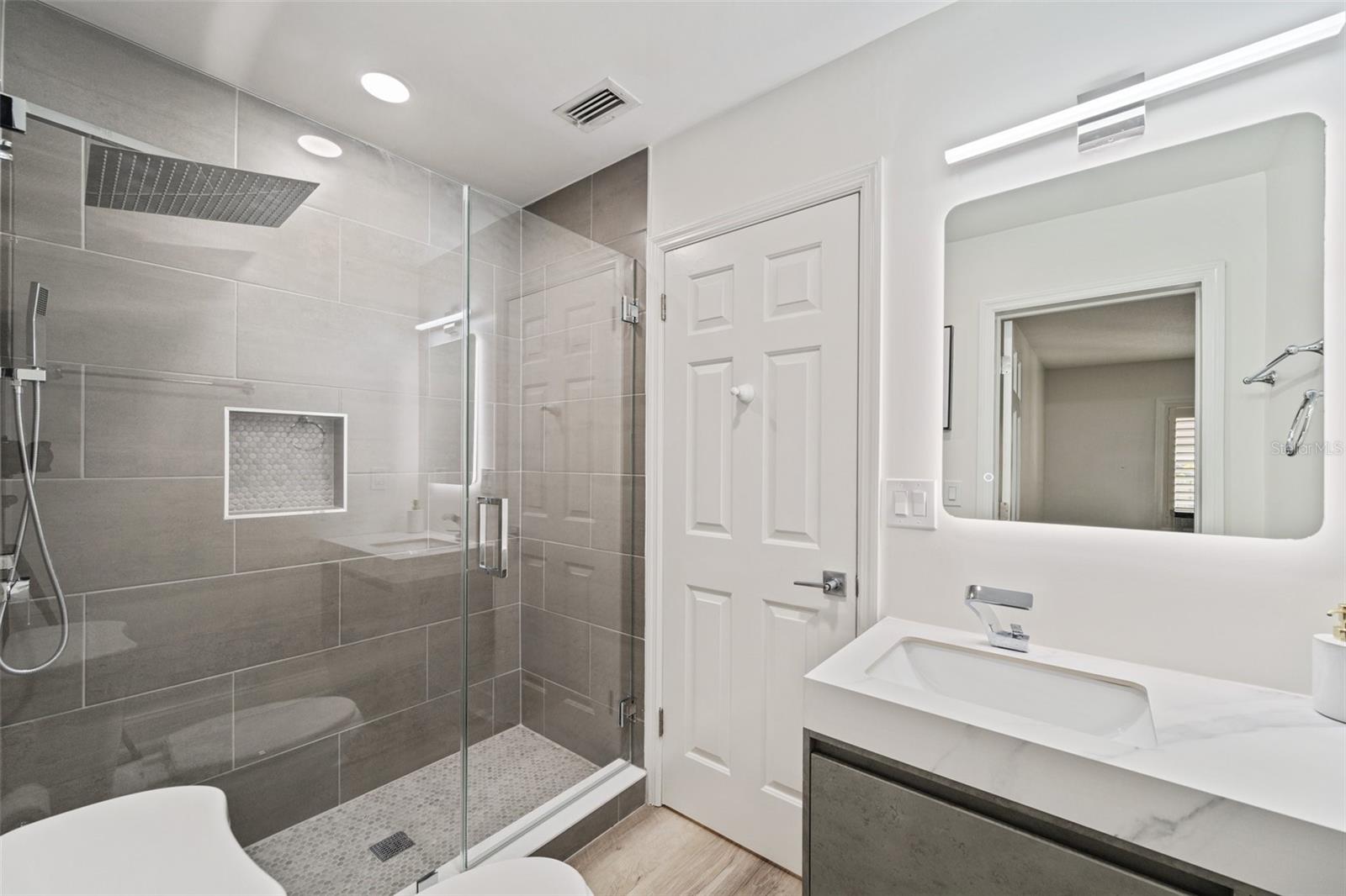 4213 DEEPWATER LN — photo 50
