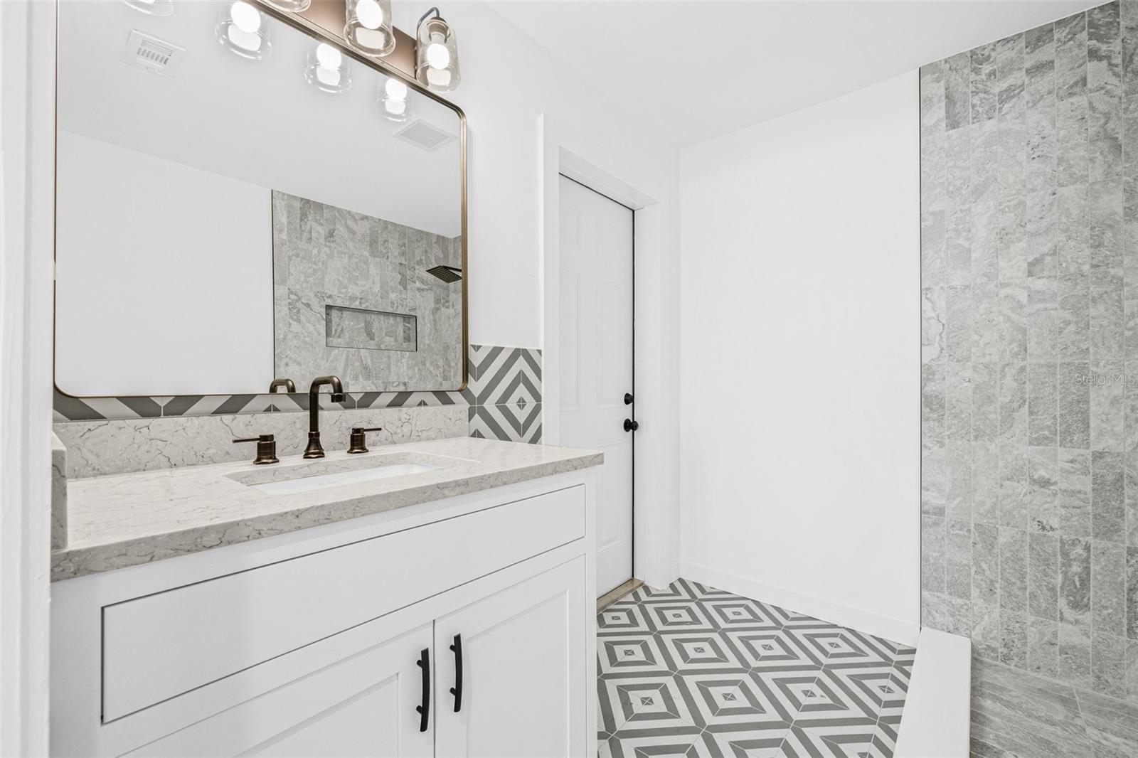 4495 CLEARWATER HARBOR DR S — photo 24