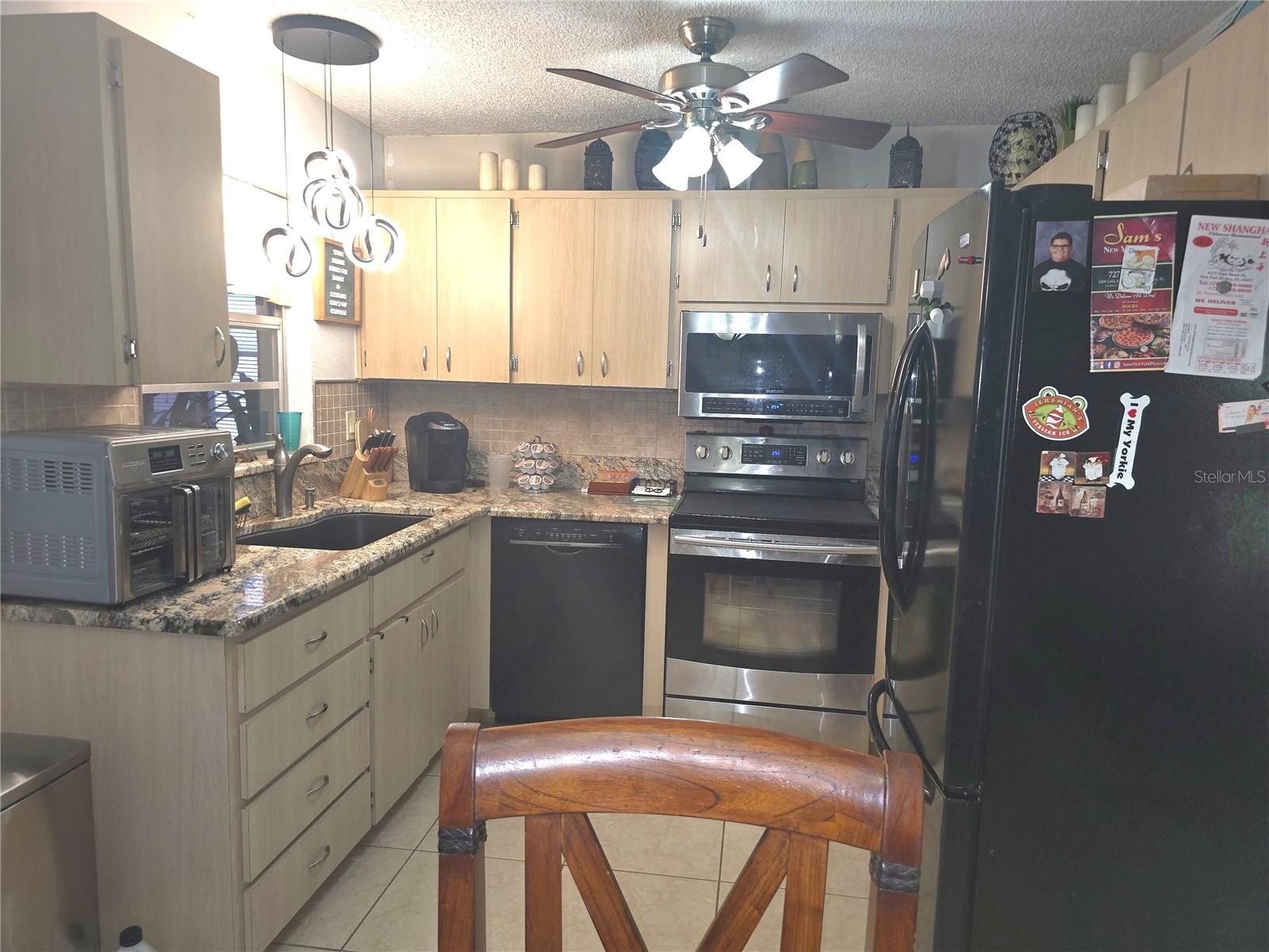 7051 VALLEJO WAY — photo 4