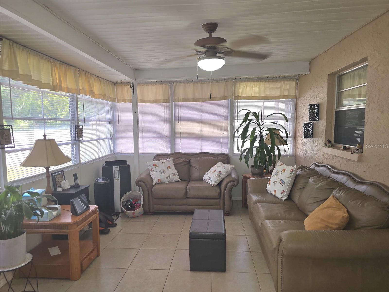 7051 VALLEJO WAY — photo 16
