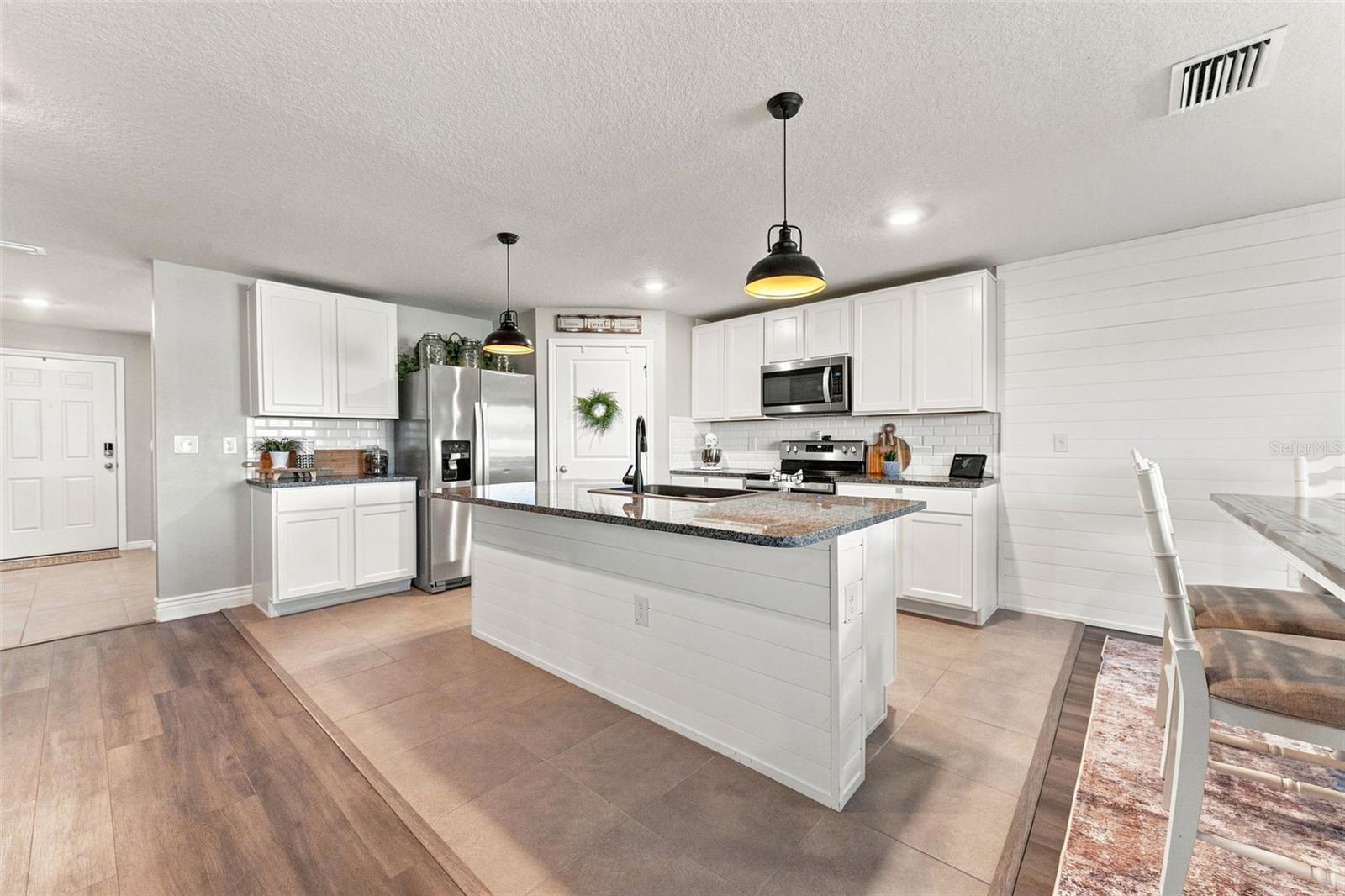 7951 SAIL CLOVER LN — photo 10