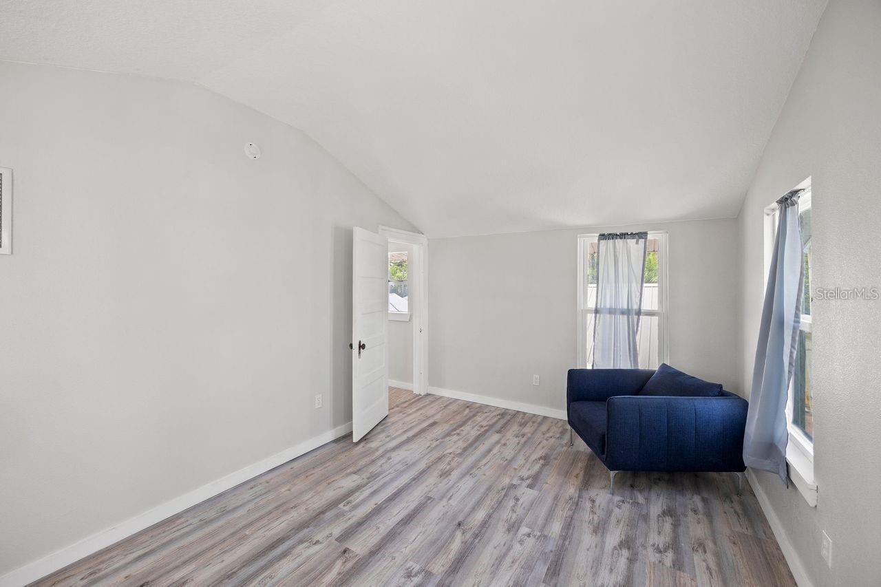 60 BRADEN CASTLE DR — photo 13