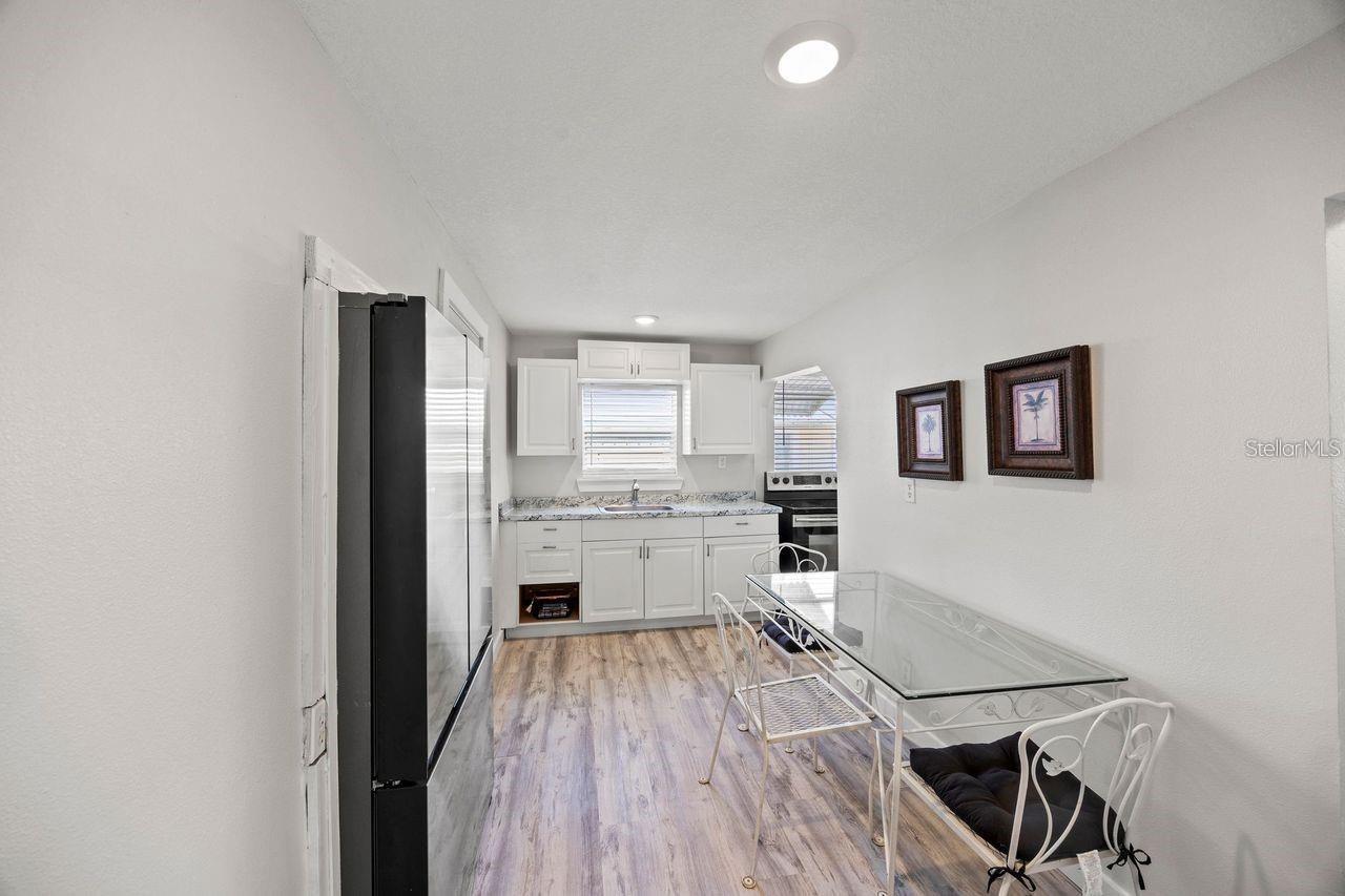60 BRADEN CASTLE DR — photo 8