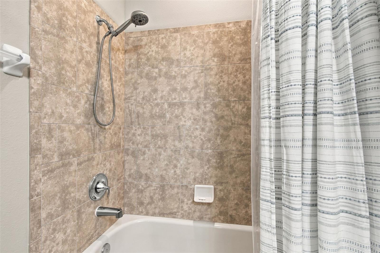 3339 DIAMOND FALLS CIR — photo 66