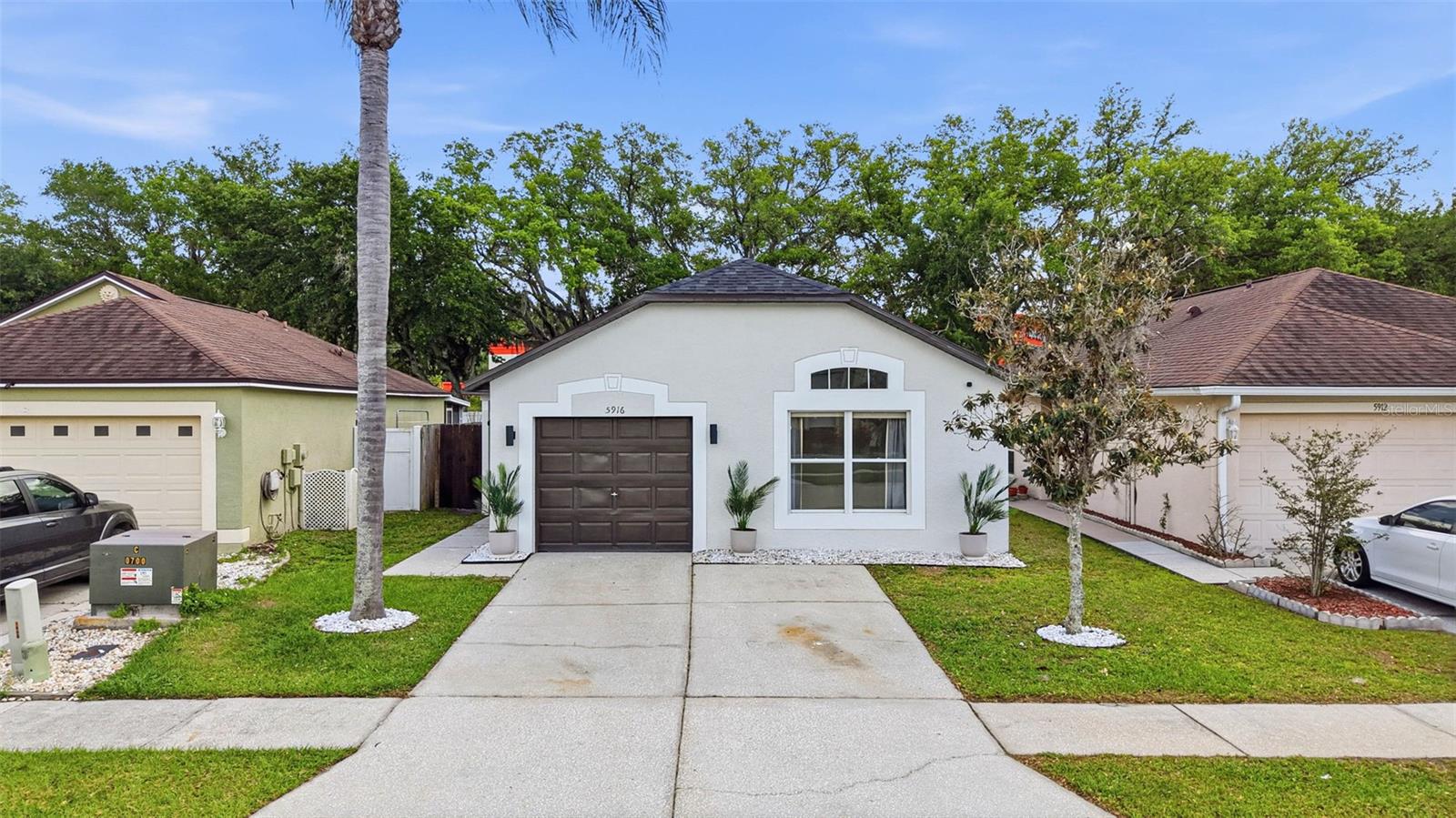 5916 LAKE FRONT DR — photo 3