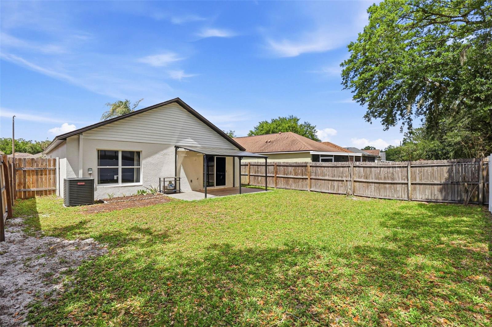 5916 LAKE FRONT DR — photo 31