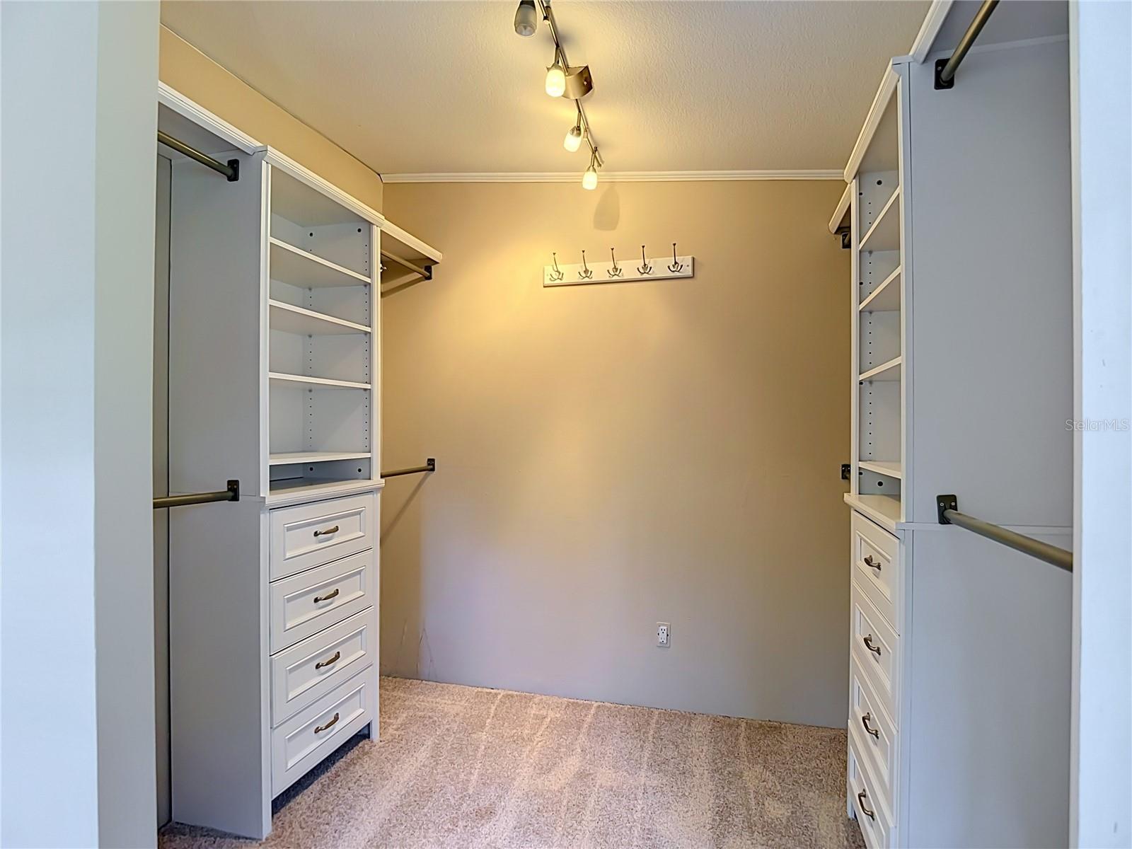 17235 CARLESIMO AVE — photo 21