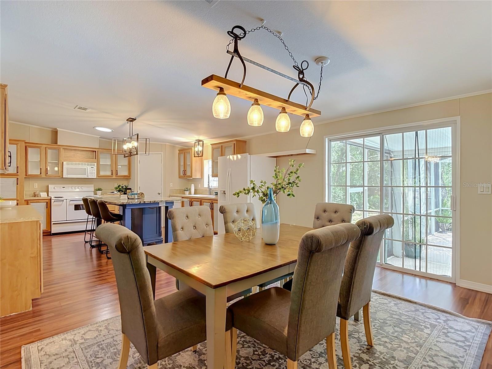 17235 CARLESIMO AVE — photo 7