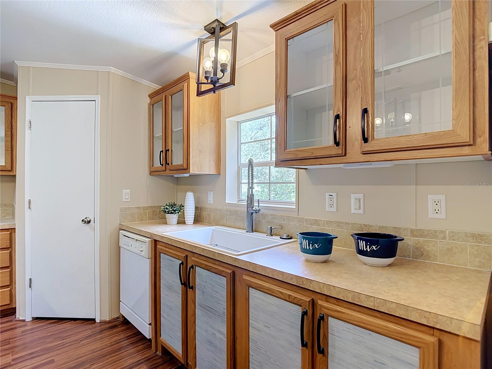 17235 CARLESIMO AVE — photo 11