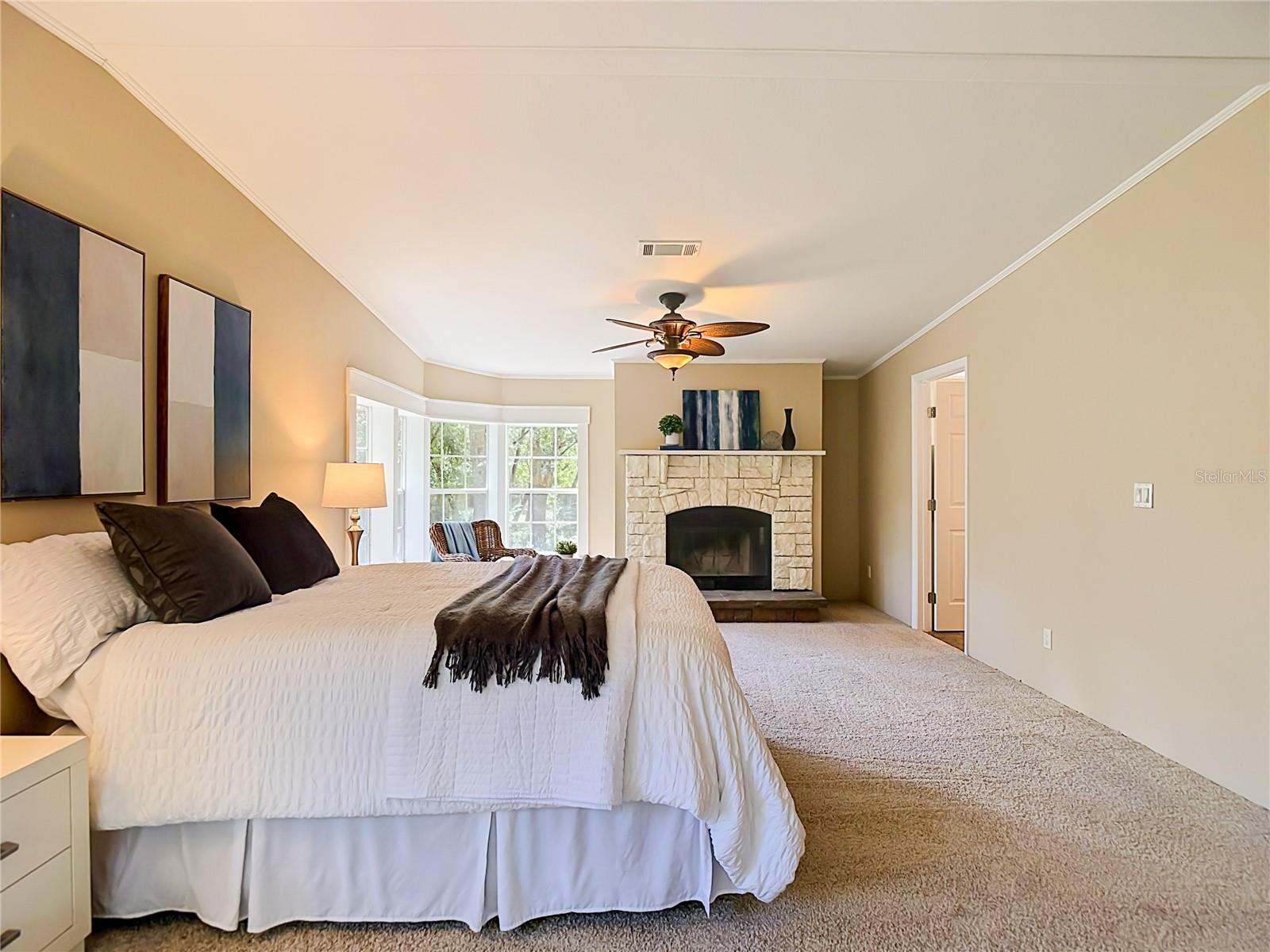 17235 CARLESIMO AVE — photo 16