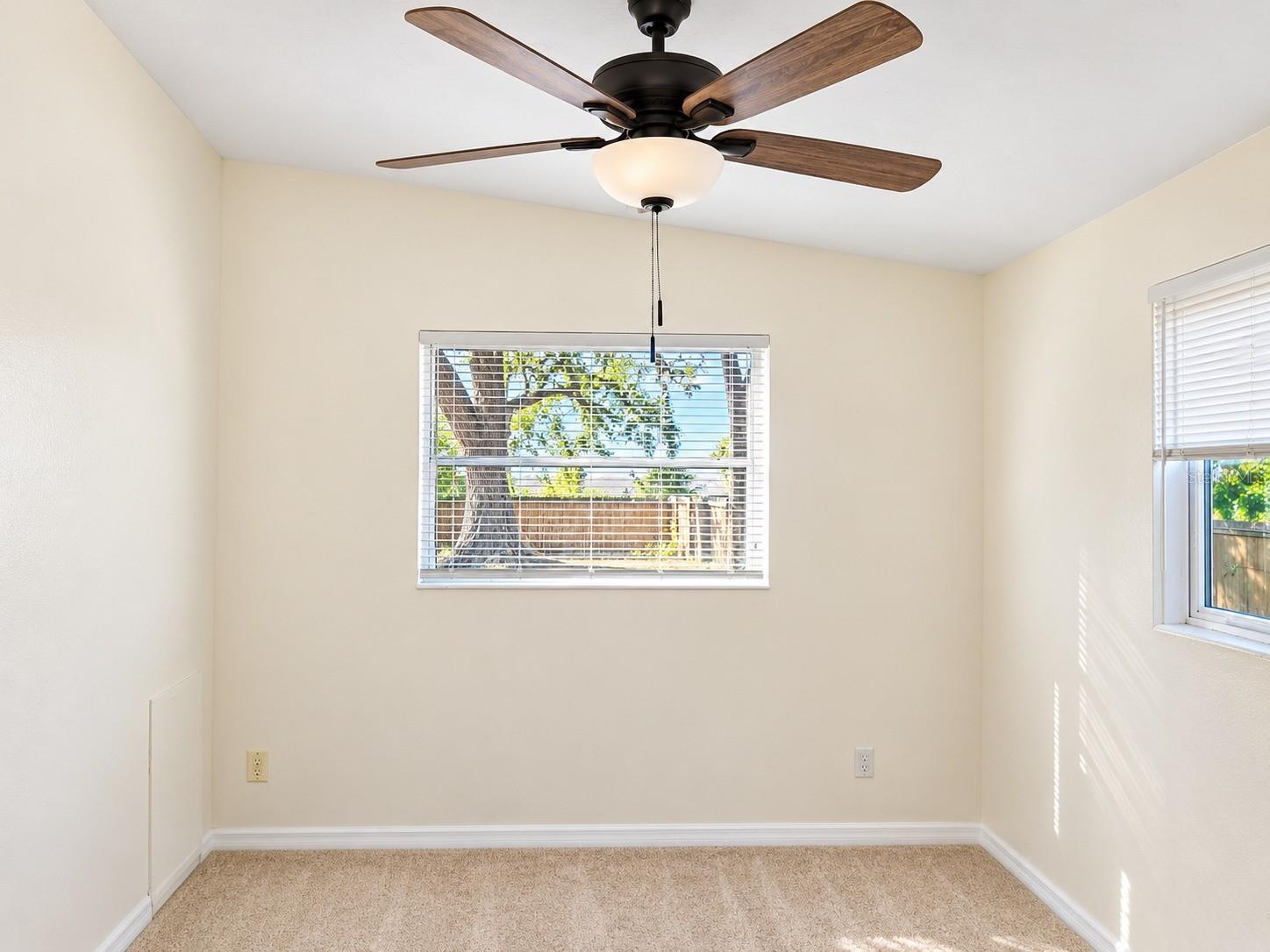 446 NEW YORK AVE — photo 8