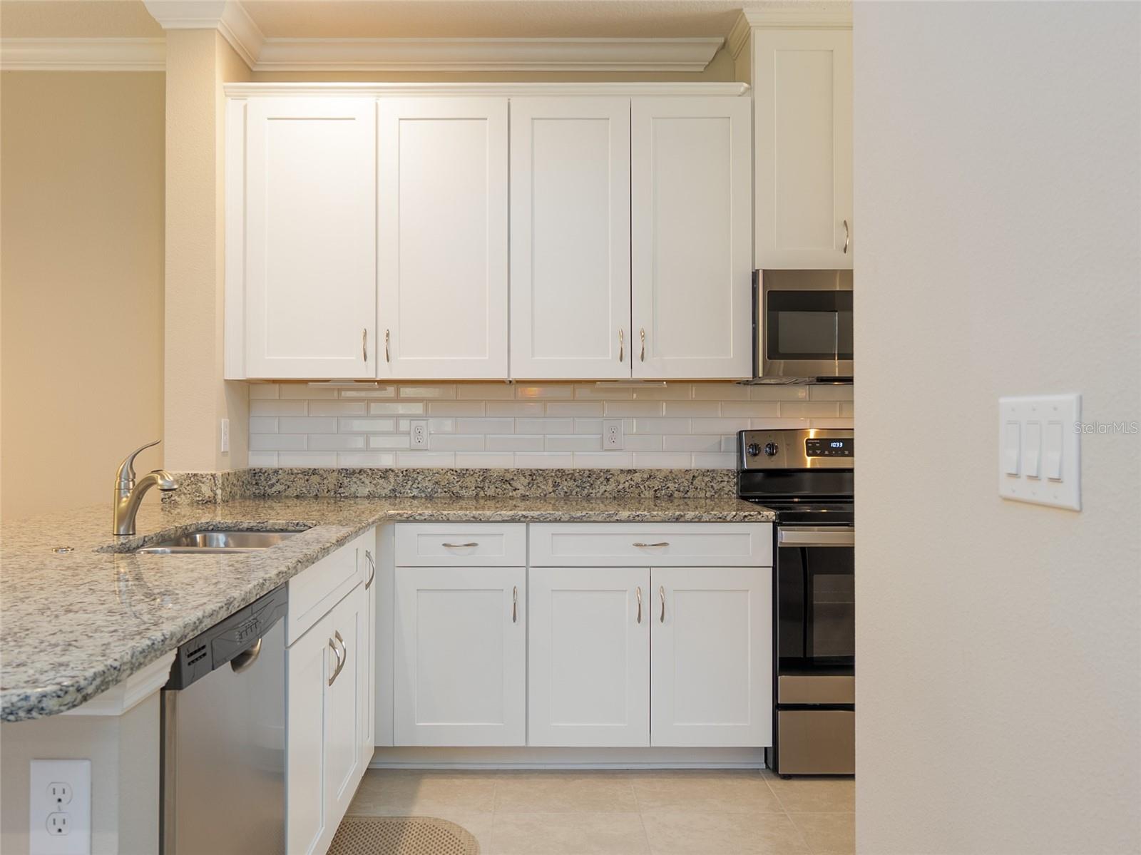 12405 OSORIO CT #101 — photo 16