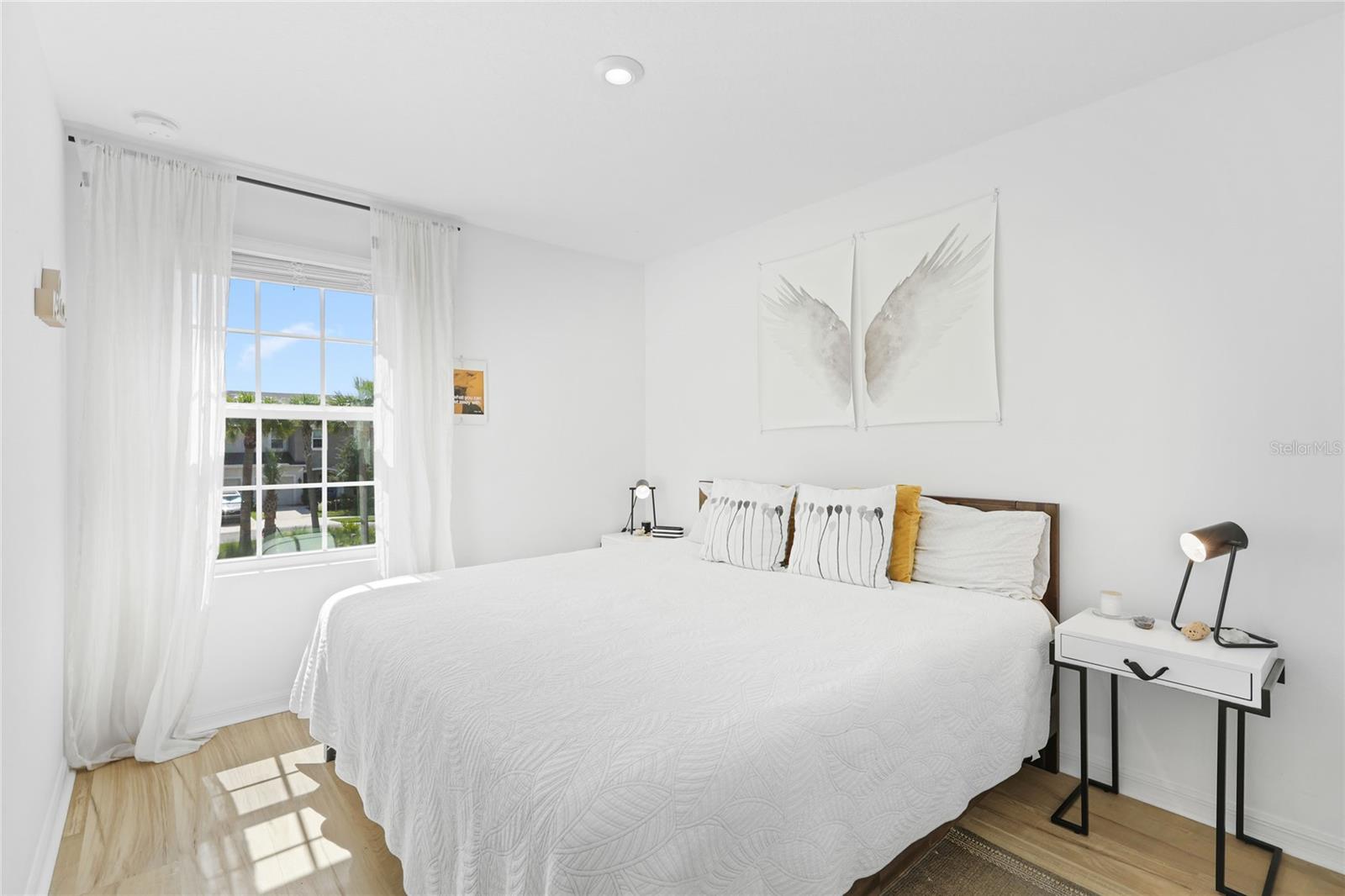 8605 LUNAR SKYE ST — photo 22