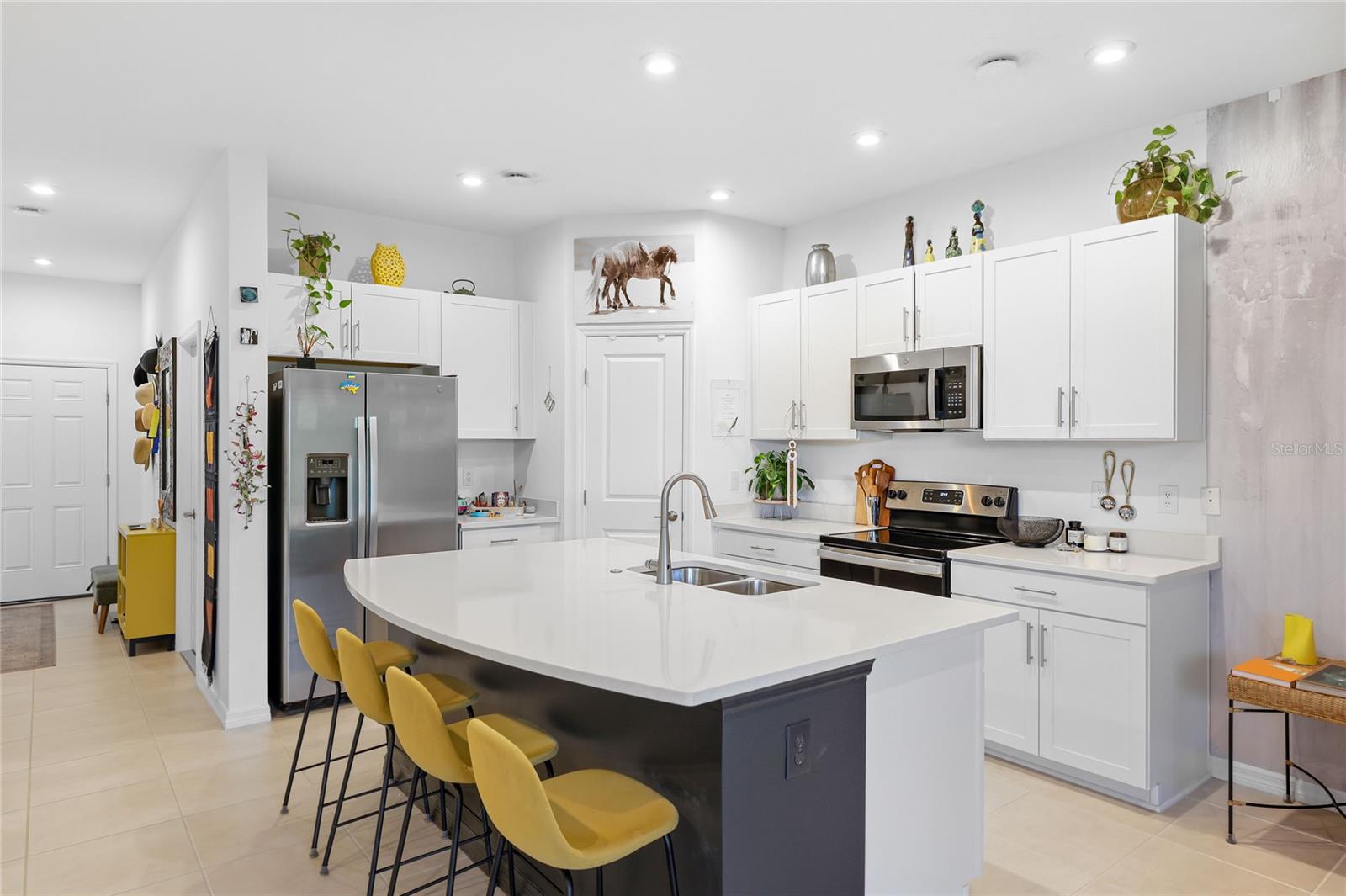8605 LUNAR SKYE ST — photo 8
