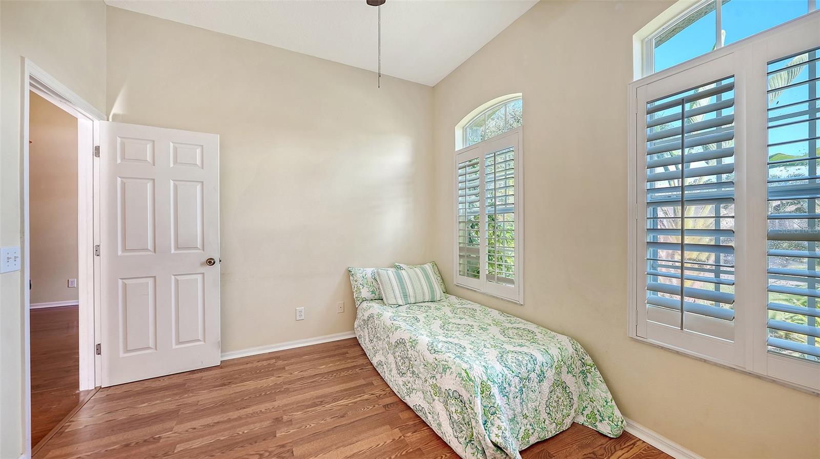 5308 52ND AVE W — photo 37