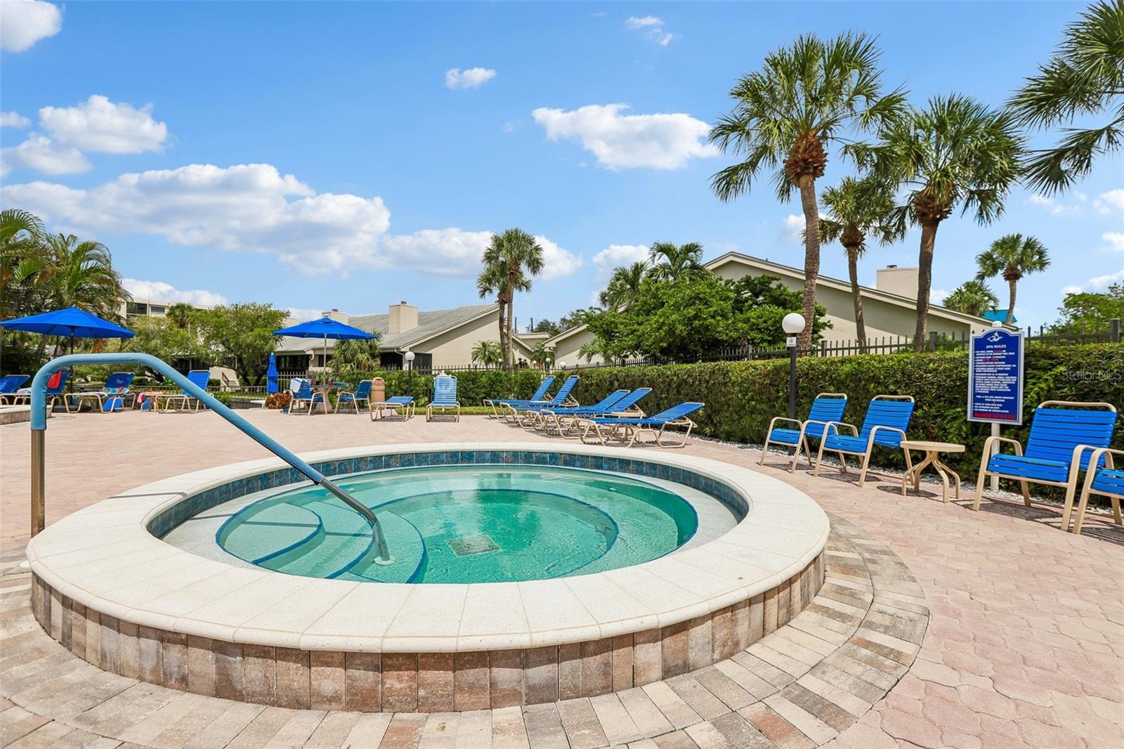 1332 PASADENA AVE S #207 — photo 40